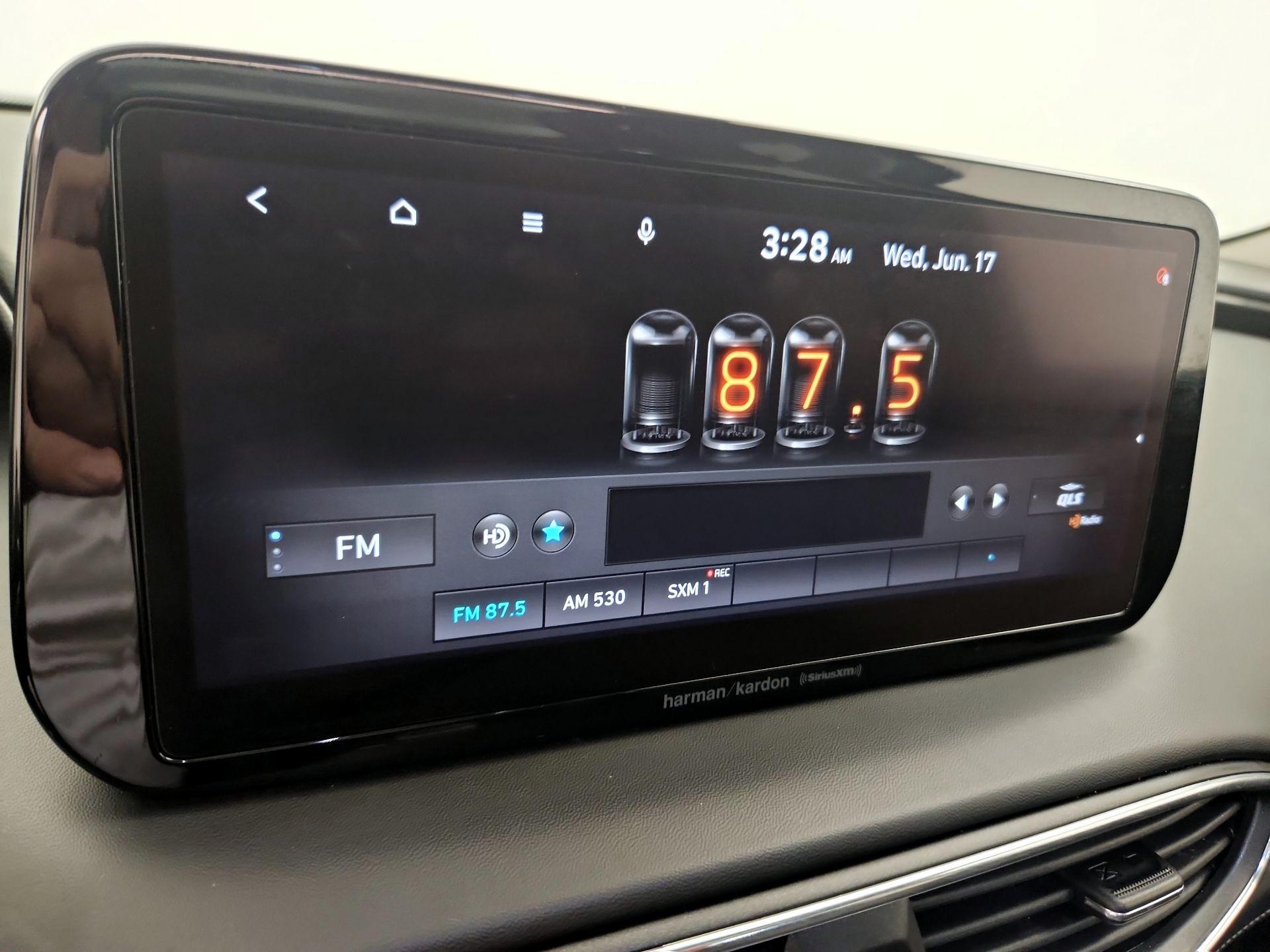 Thumbnail: 2021 Hyundai Santa Fe - 16