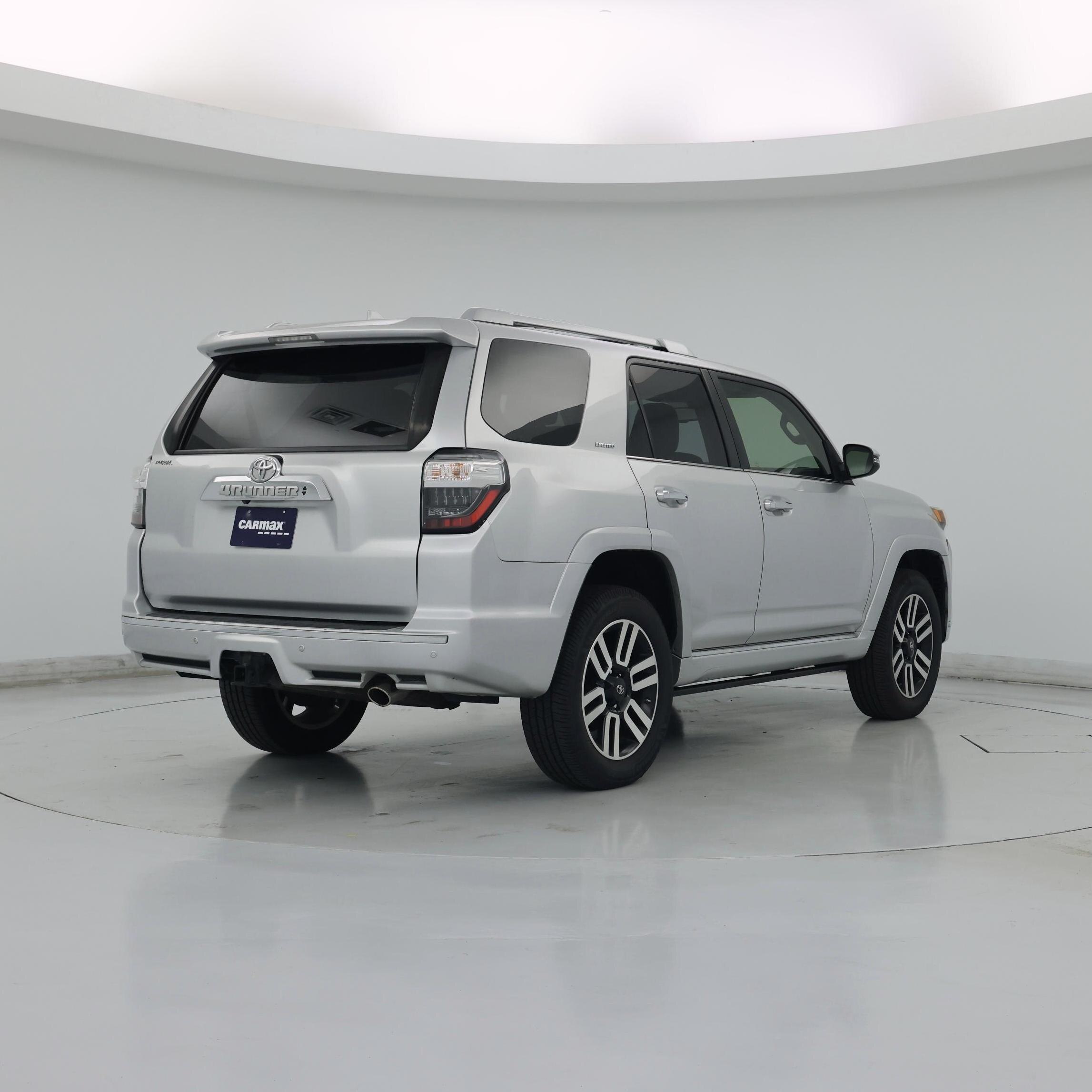 Thumbnail: 2018 Toyota 4Runner - 8