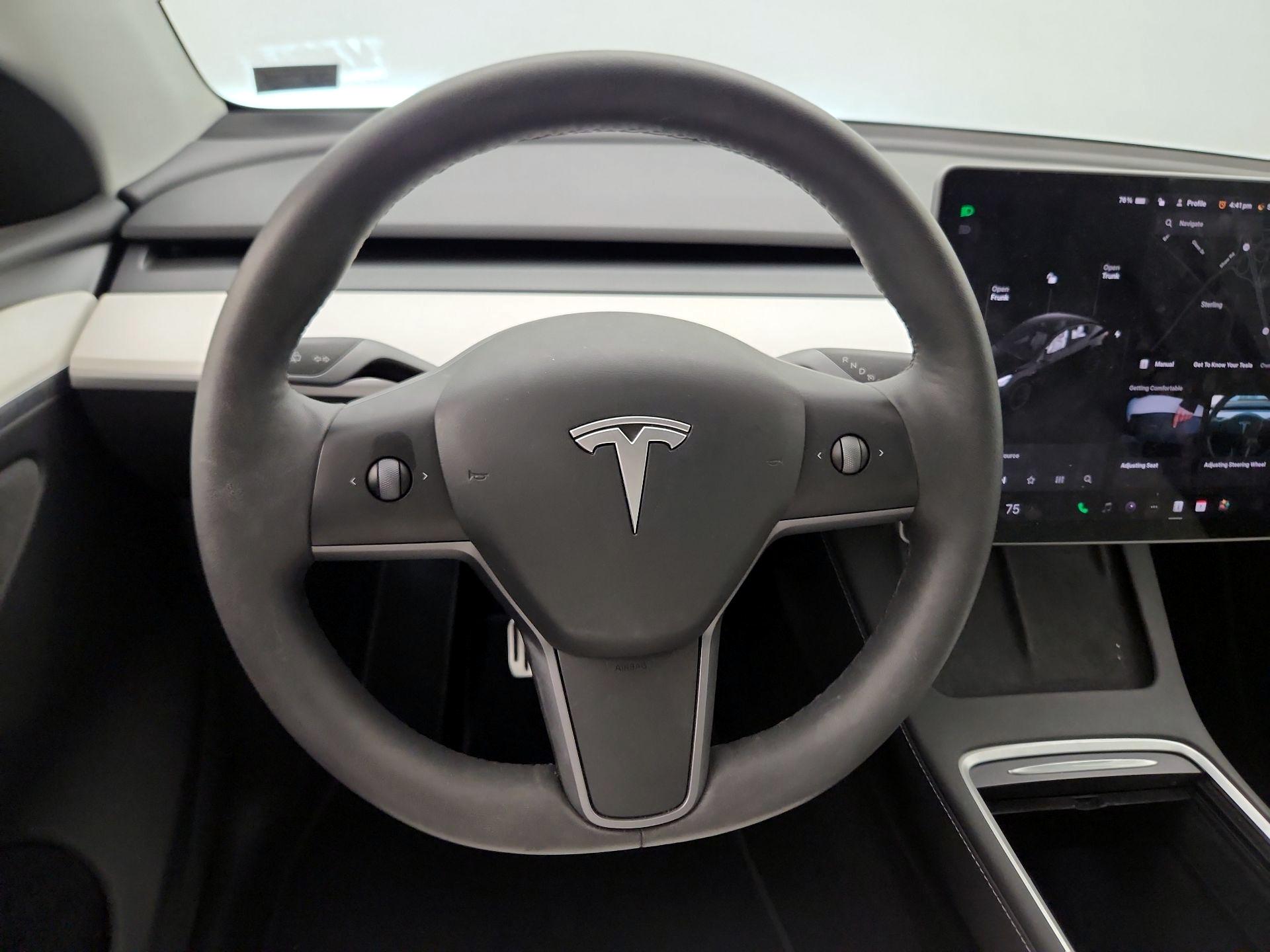 Thumbnail: 2023 Tesla Model Y - 10