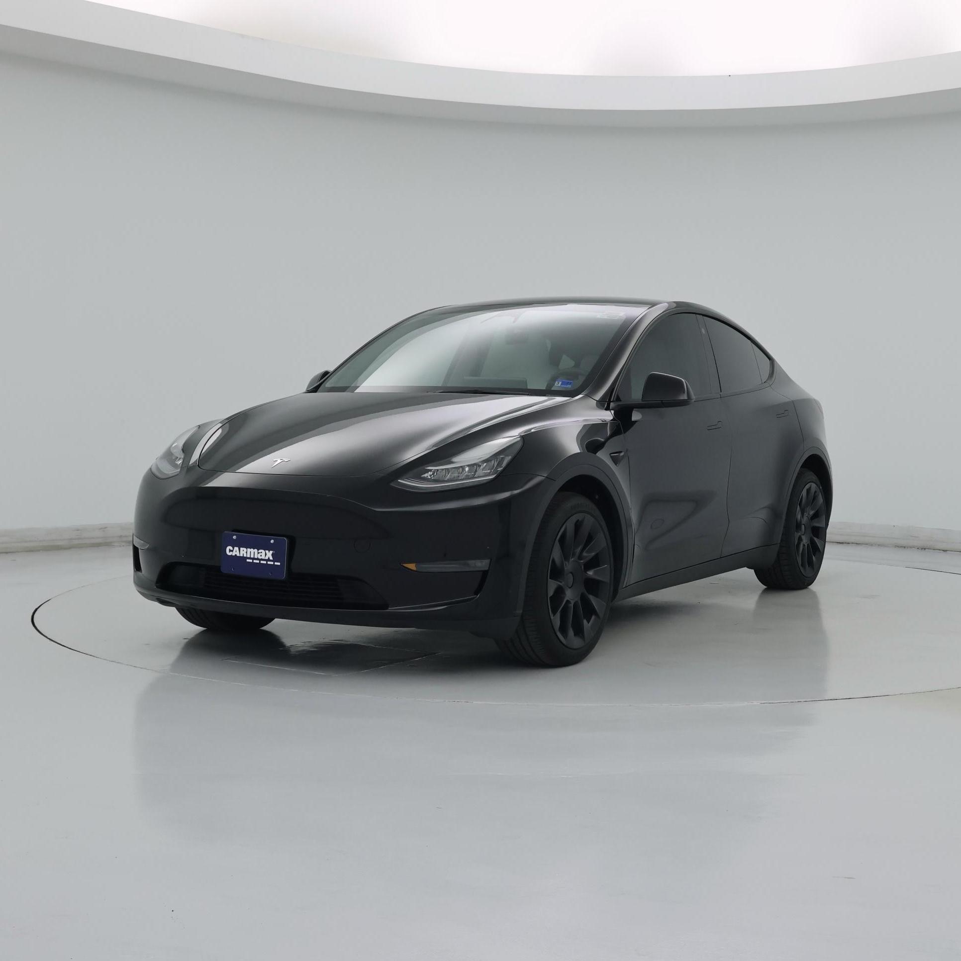 Thumbnail: 2023 Tesla Model Y - 4