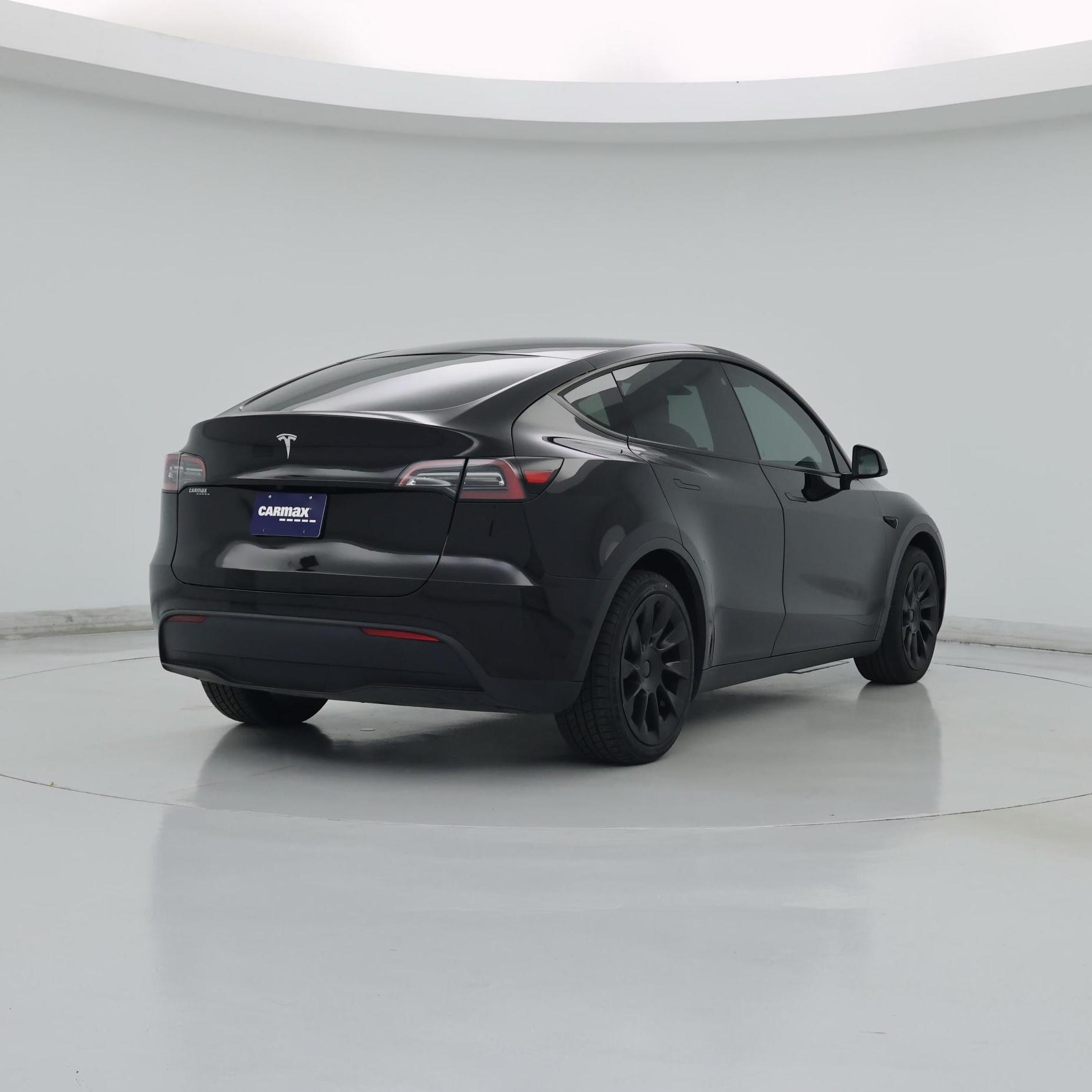 Thumbnail: 2023 Tesla Model Y - 8