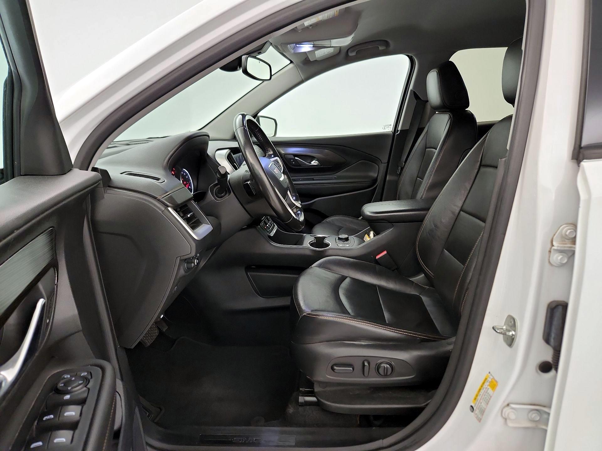 Thumbnail: 2020 GMC Terrain - 11