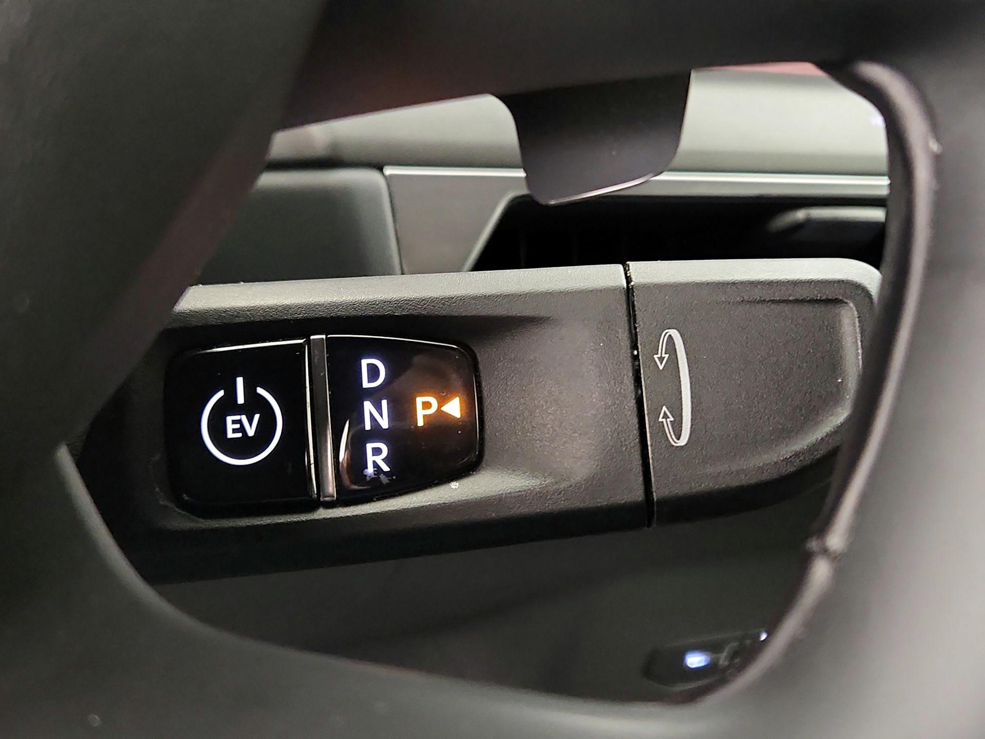 Thumbnail: 2024 Kia EV9 - 18