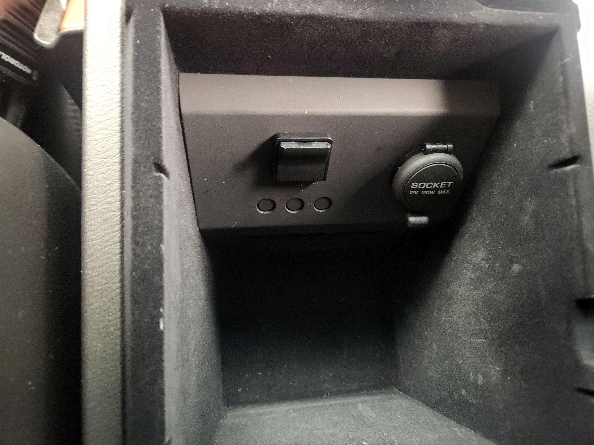 Thumbnail: 2017 INFINITI QX50 - 18