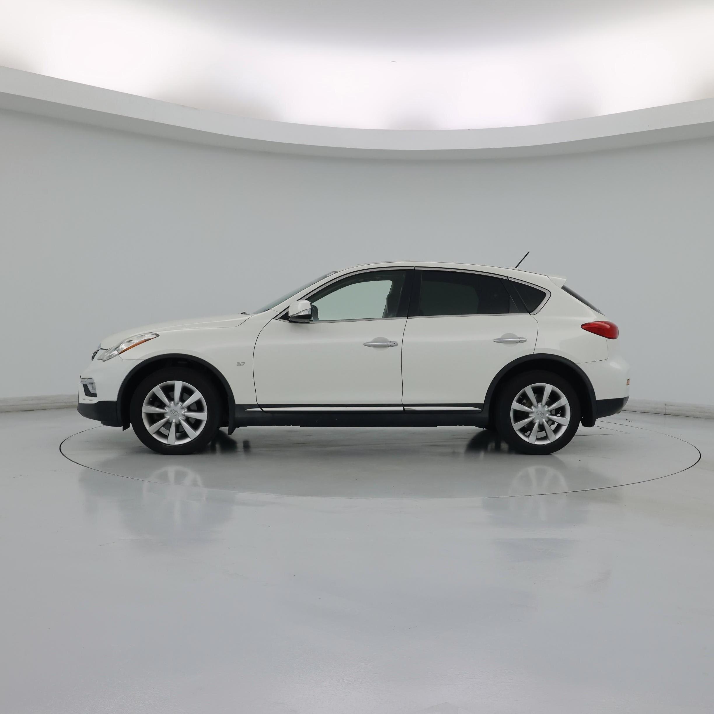 Thumbnail: 2017 INFINITI QX50 - 3