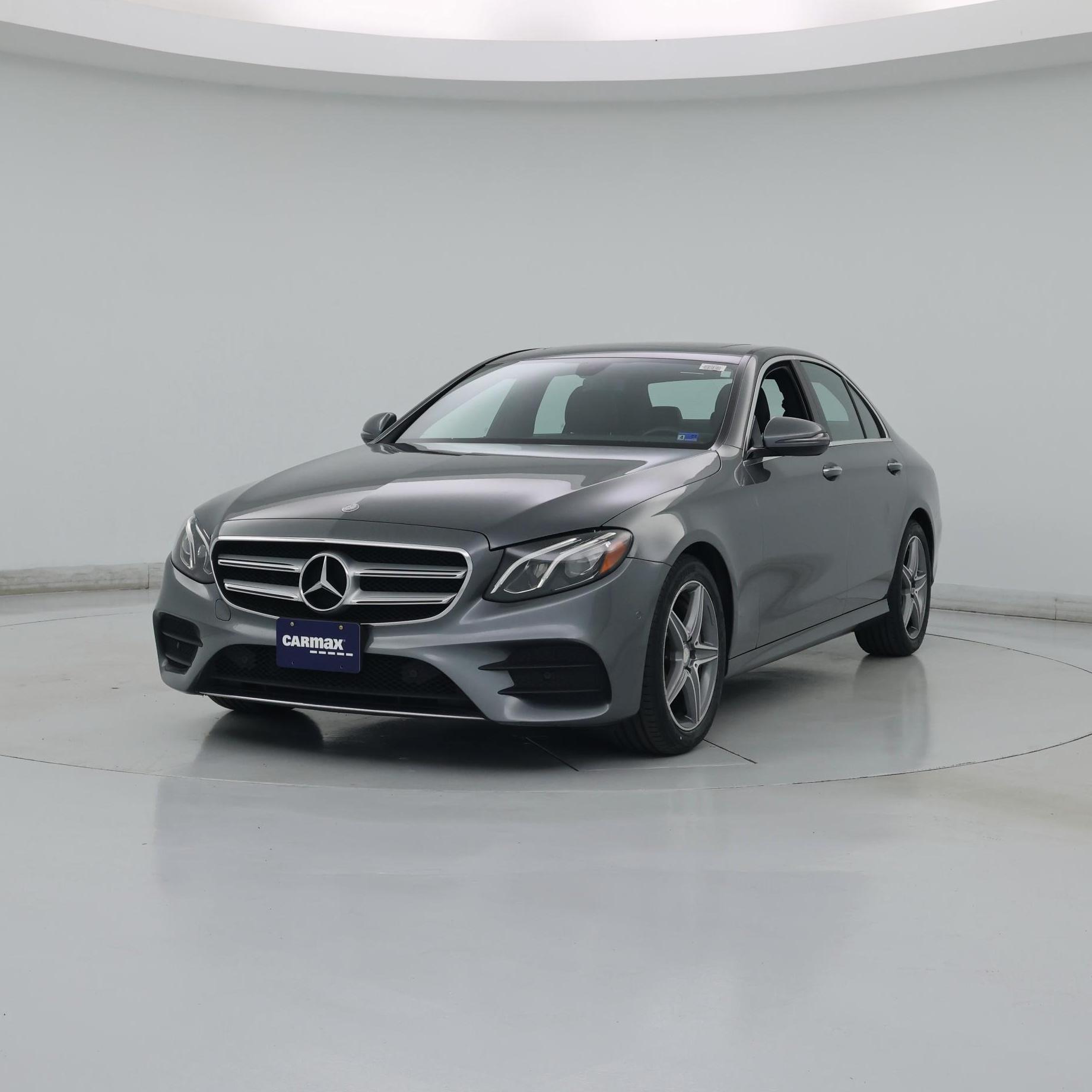 Thumbnail: 2017 Mercedes-Benz E-Class - 4