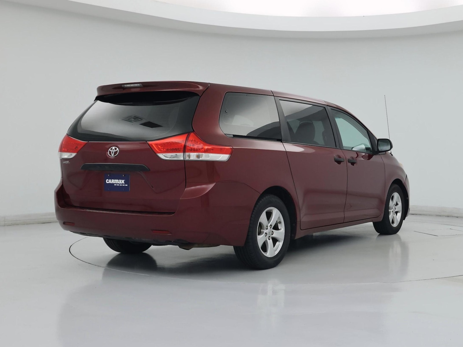 2014 Toyota Sienna L - Photo 9