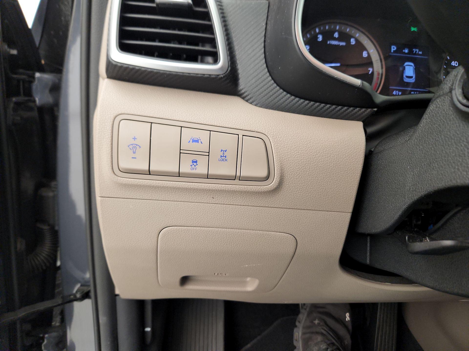 Thumbnail: 2021 Hyundai Tucson - 13