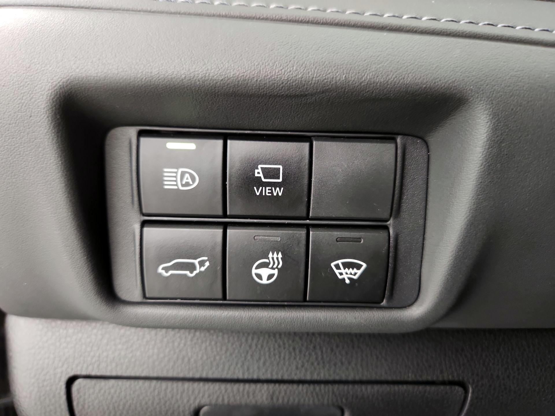 Thumbnail: 2021 Toyota Highlander - 13