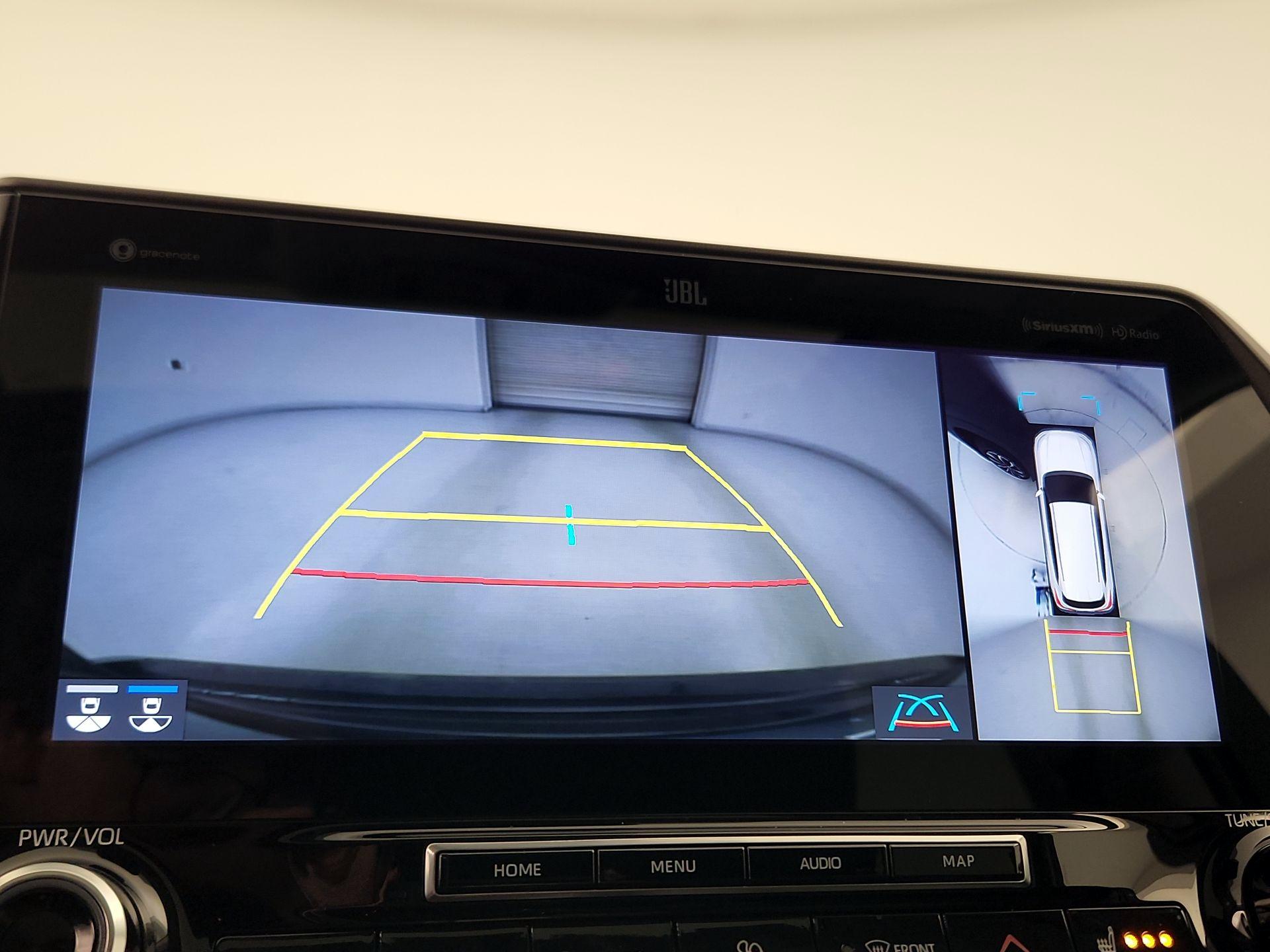 Thumbnail: 2021 Toyota Highlander - 15