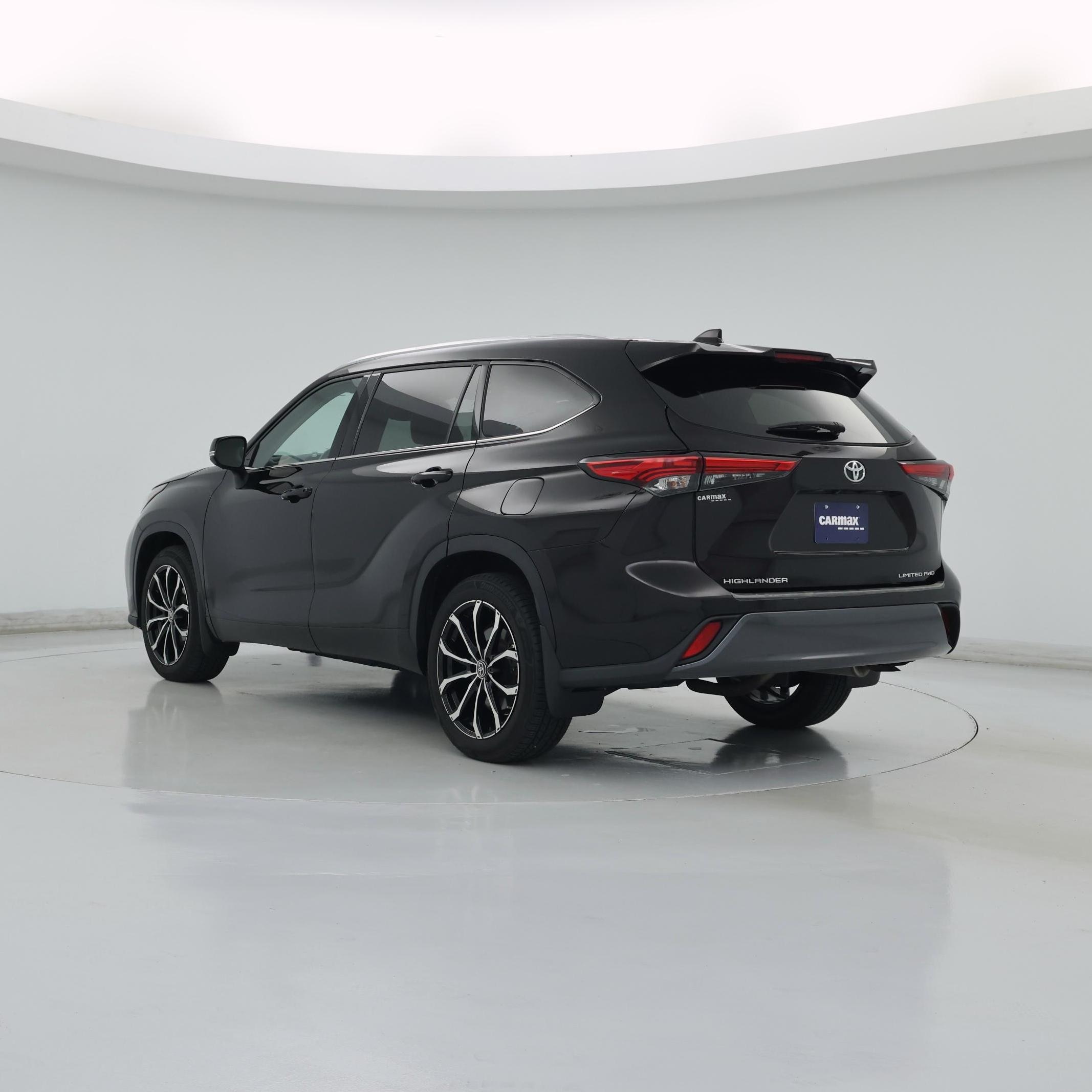 Thumbnail: 2021 Toyota Highlander - 2