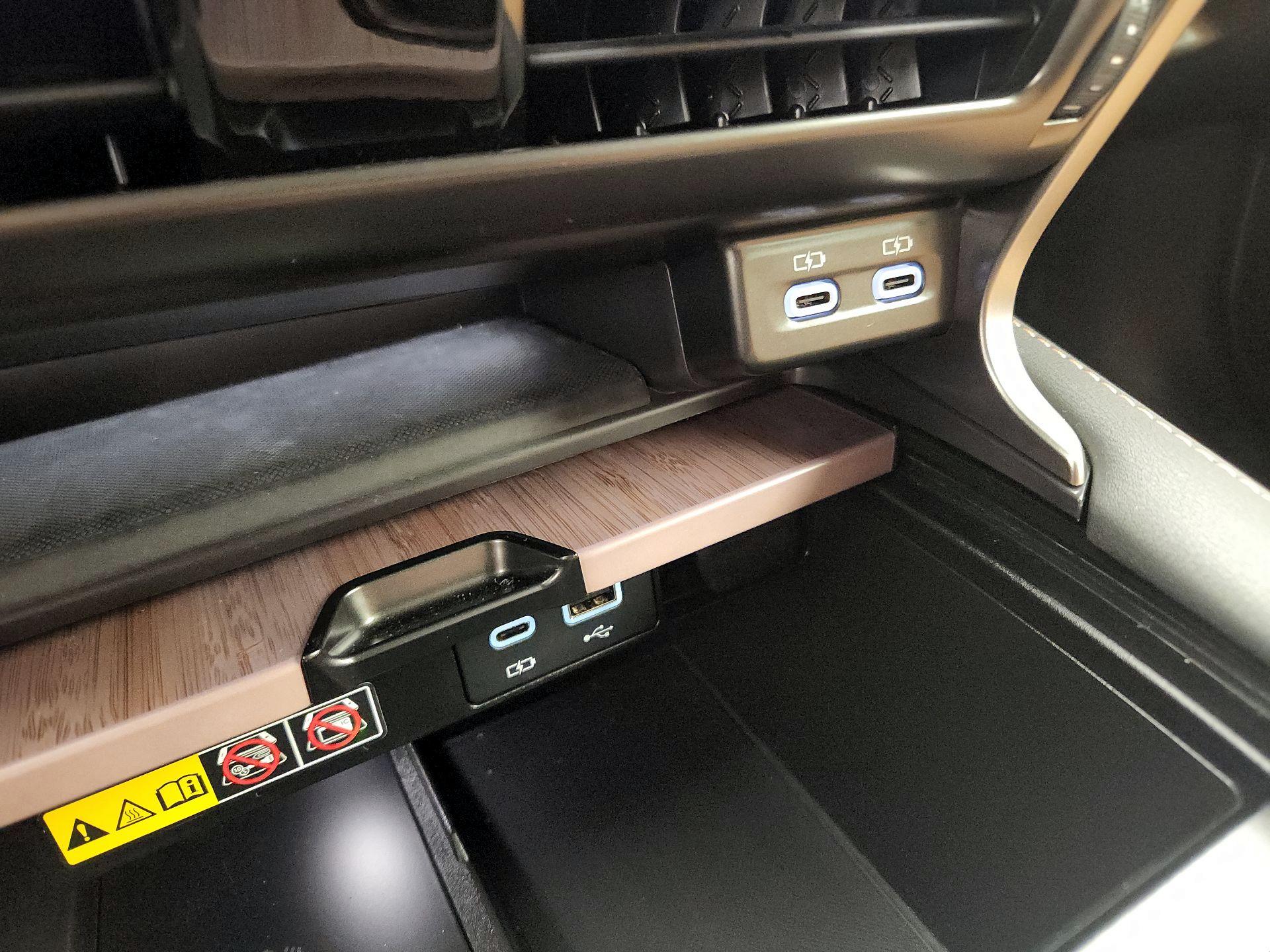 Thumbnail: 2025 Lexus RX - 18