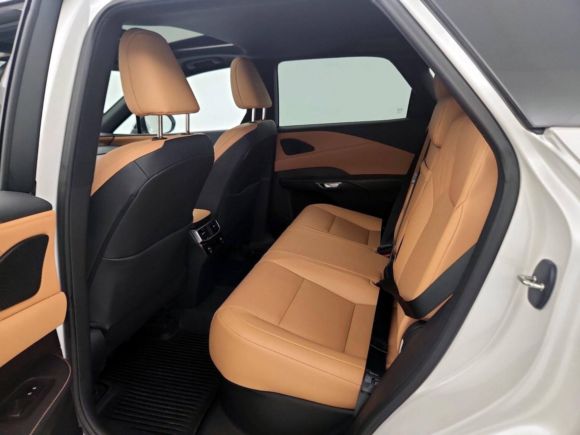 Thumbnail: 2025 Lexus RX - 20