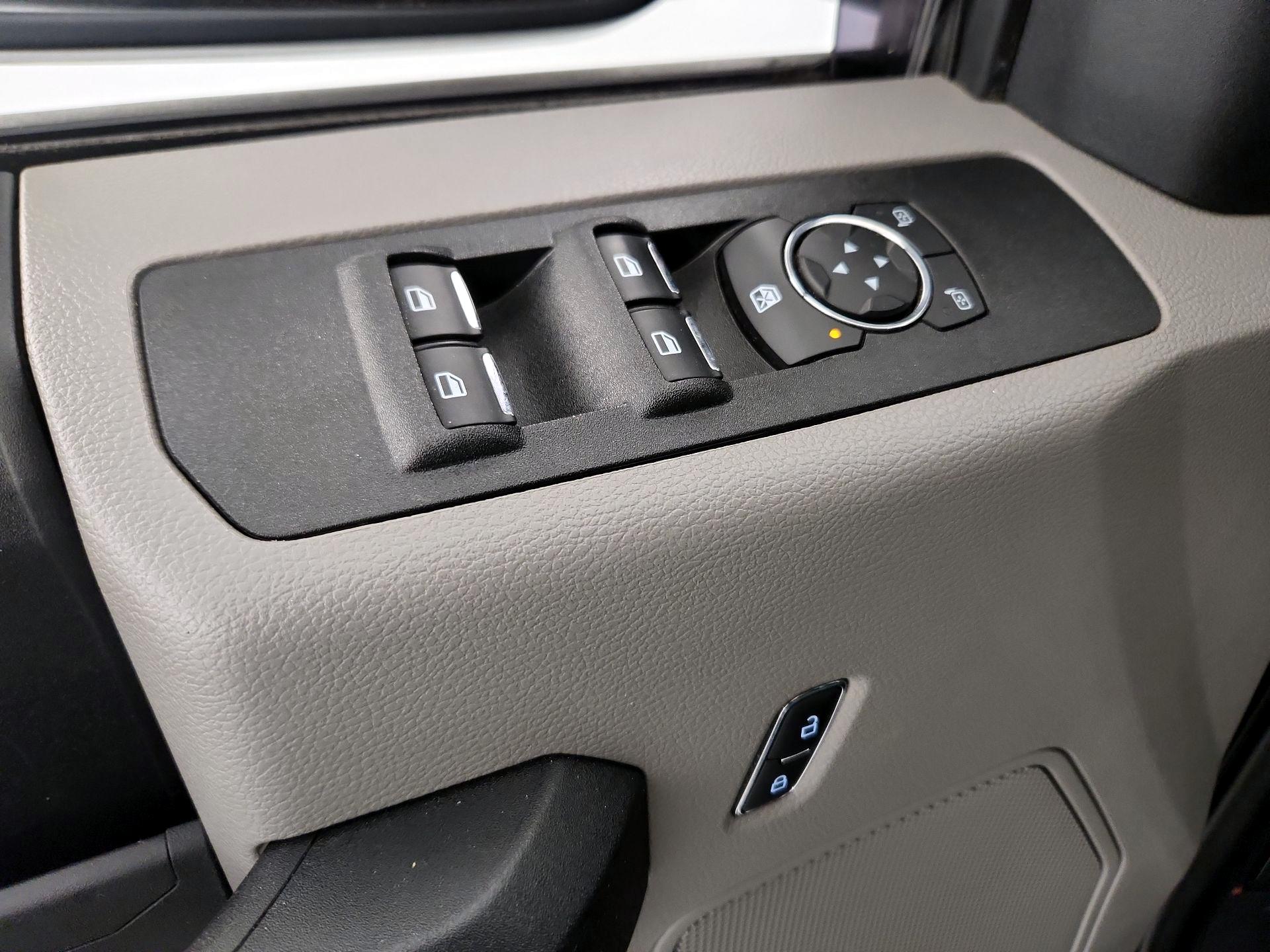 Thumbnail: 2021 Ford F-250 - 12