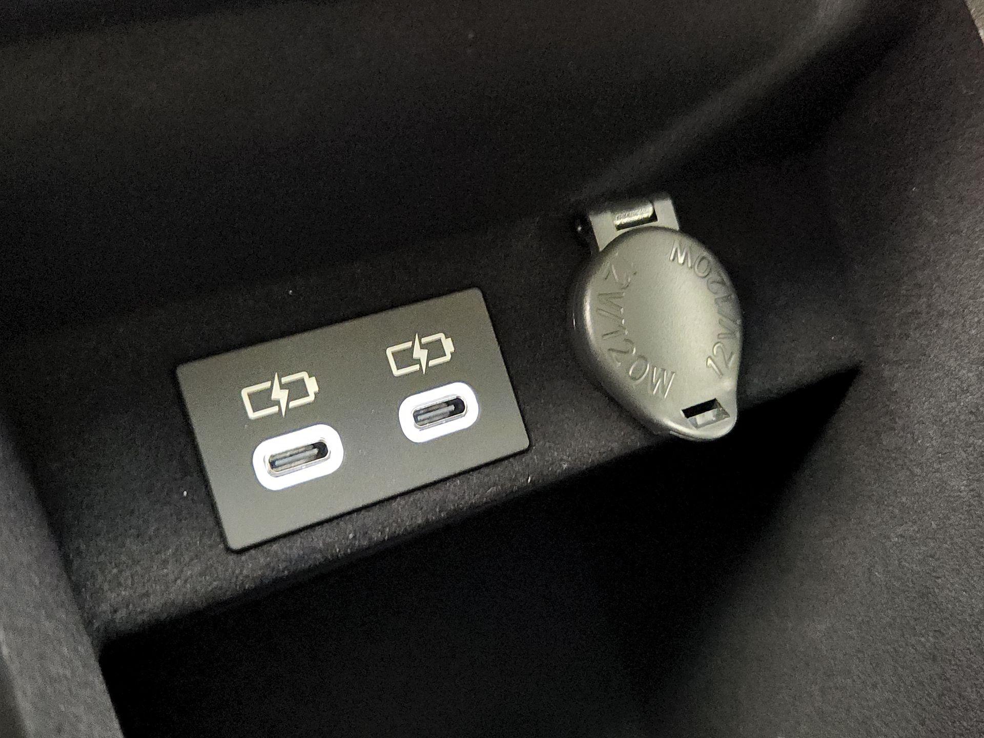 Thumbnail: 2025 Lexus ES - 18