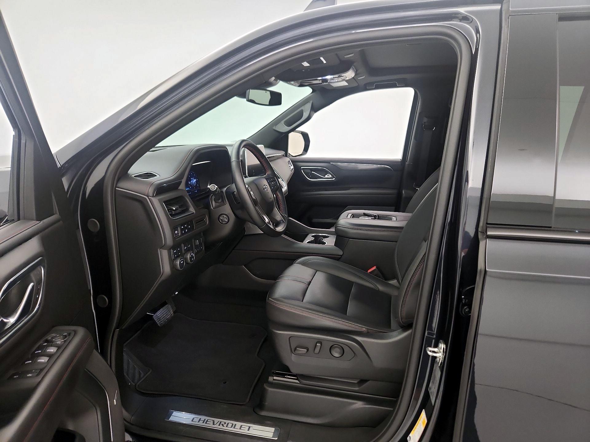 Thumbnail: 2024 Chevrolet Suburban - 11