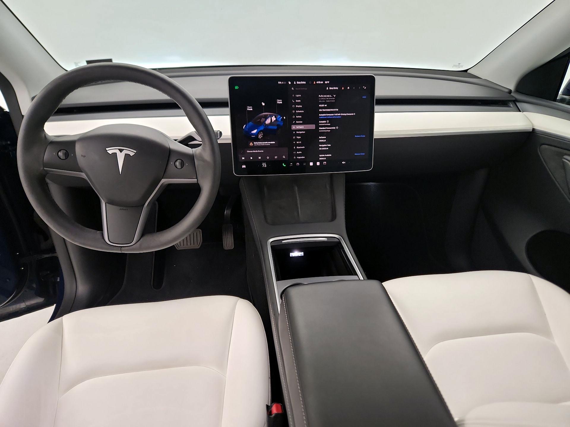 Thumbnail: 2023 Tesla Model Y - 9