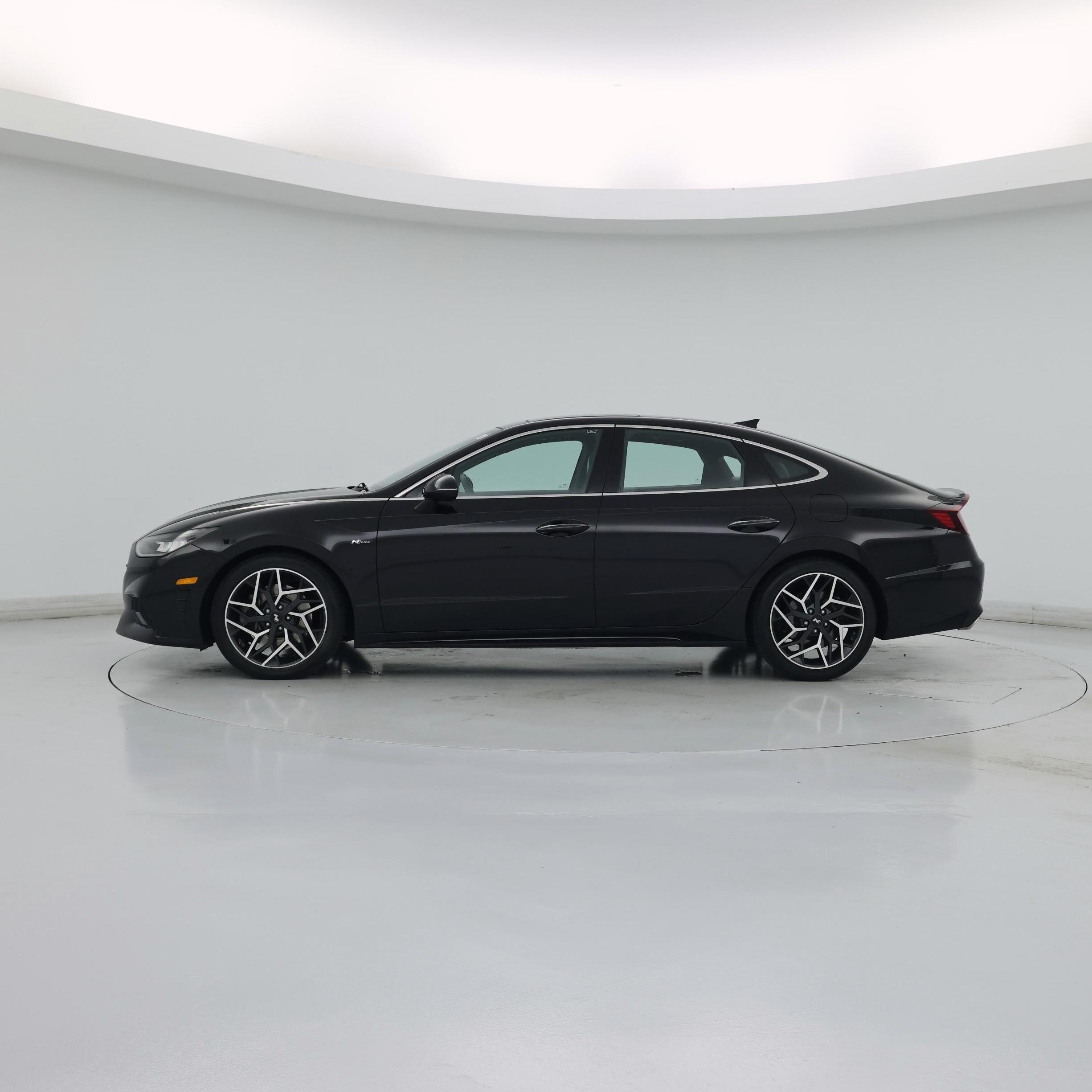 Thumbnail: 2023 Tesla Model Y - 3
