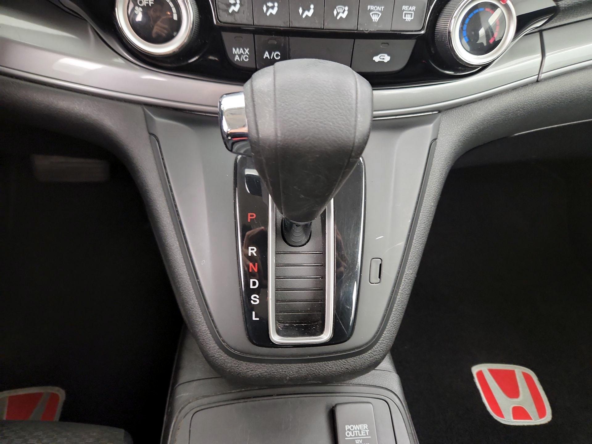 Thumbnail: 2015 Honda CR-V - 17