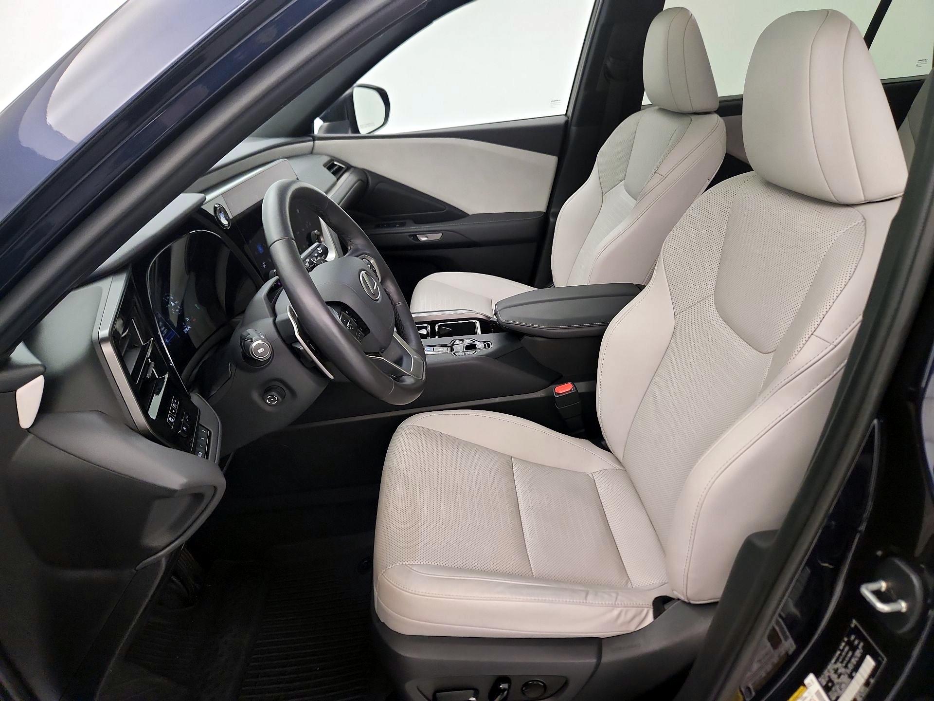 Thumbnail: 2025 Lexus TX - 11