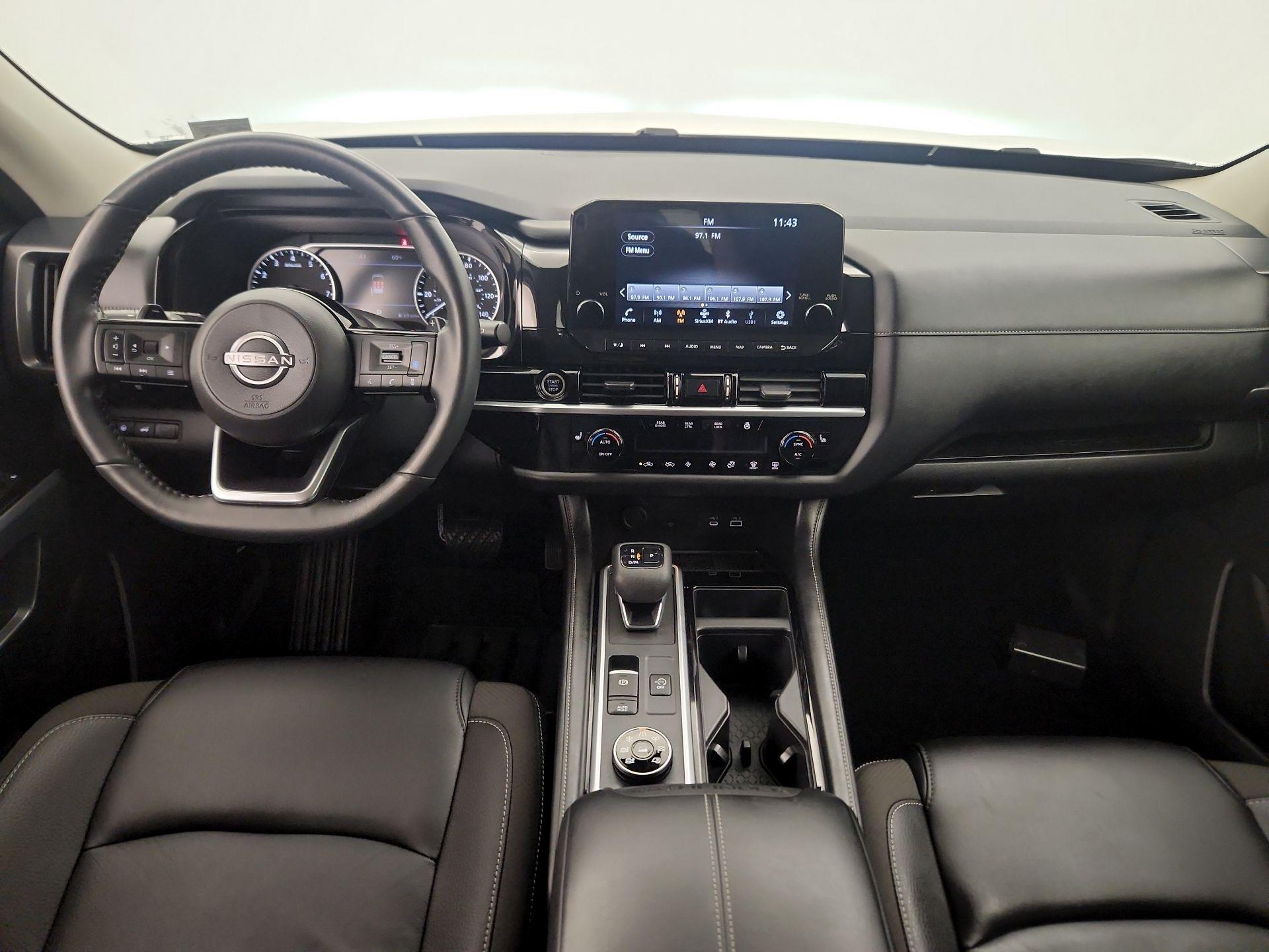 Thumbnail: 2023 Nissan Pathfinder - 9