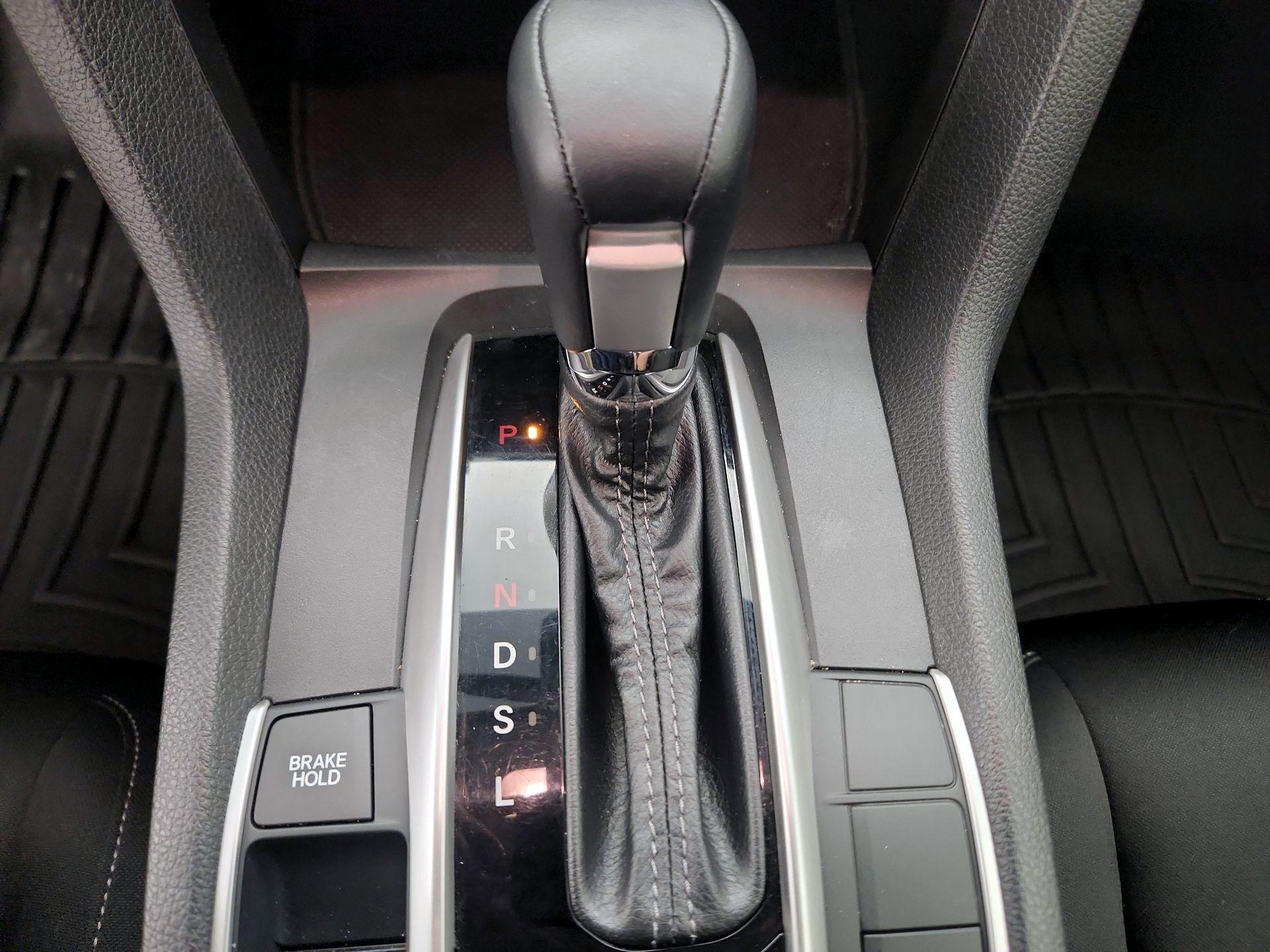 Thumbnail: 2019 Honda Civic - 17