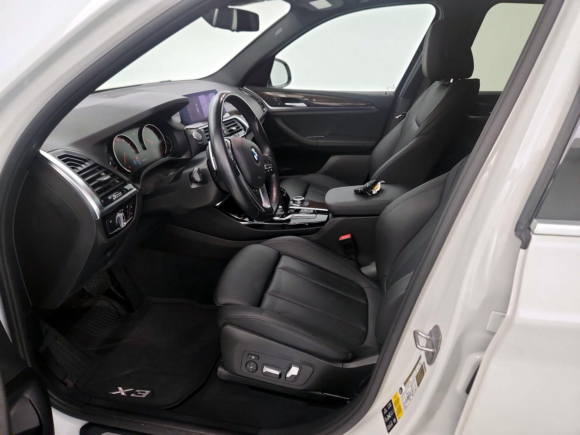 Thumbnail: 2020 BMW X3 - 11