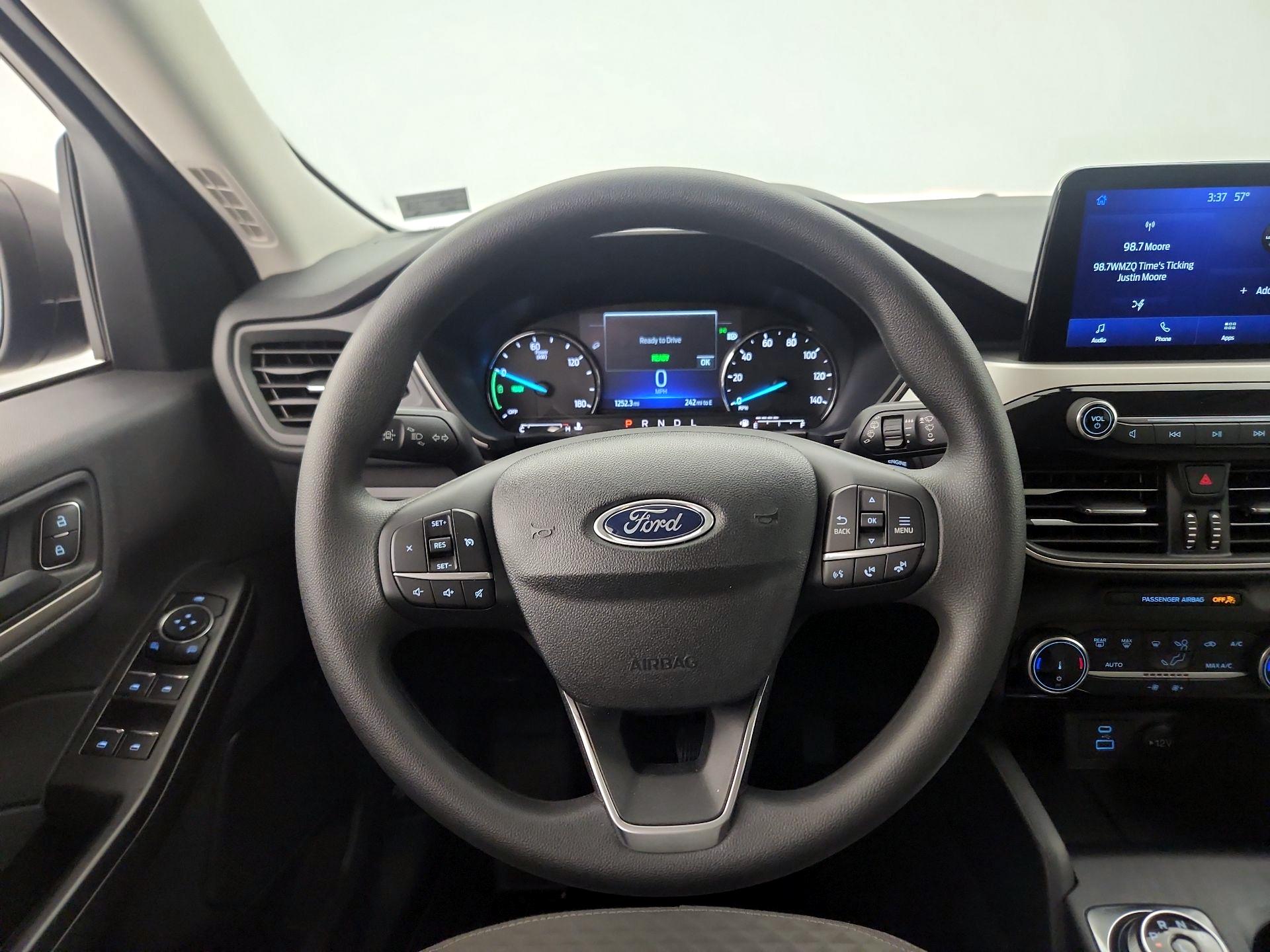 Thumbnail: 2022 Ford Escape - 10