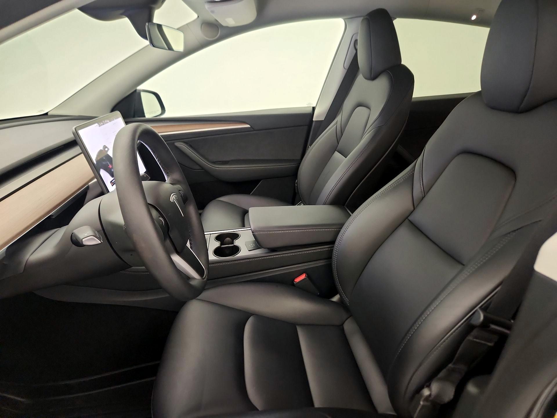 Thumbnail: 2024 Tesla Model Y - 11