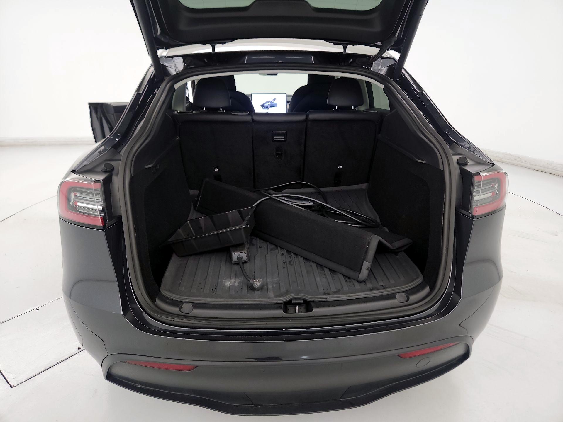 Thumbnail: 2024 Tesla Model Y - 20