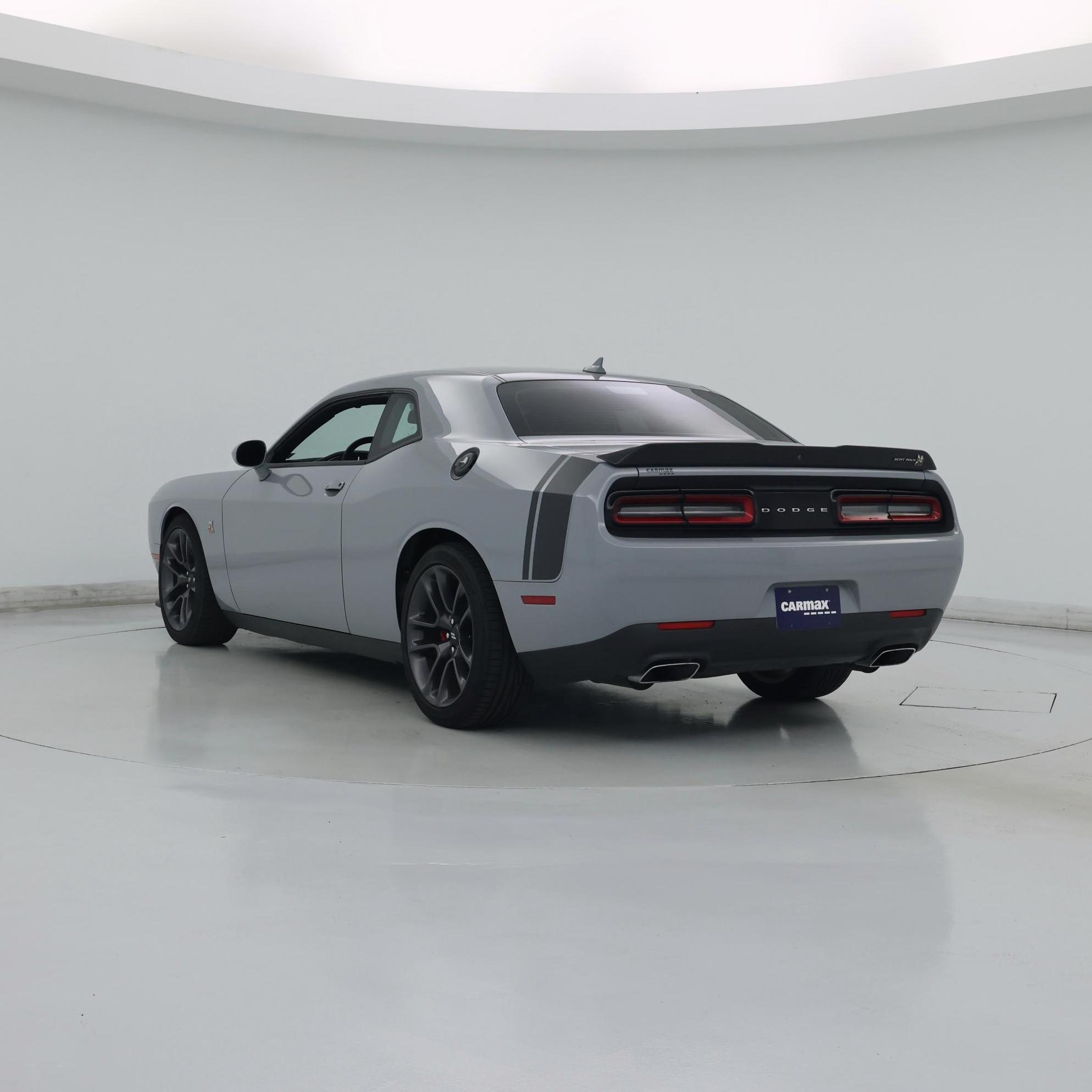 Thumbnail: 2022 Dodge Challenger - 2