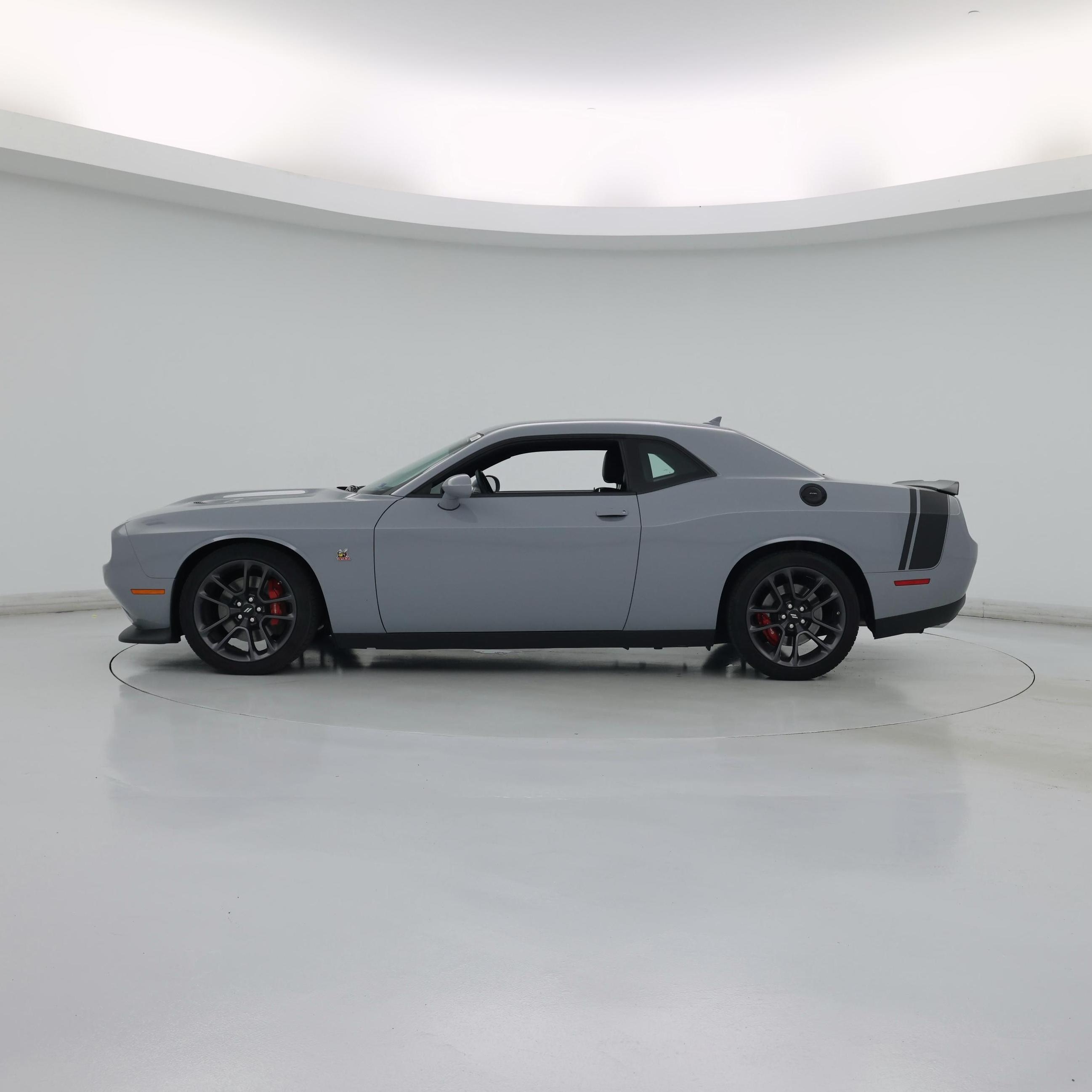 Thumbnail: 2022 Dodge Challenger - 3