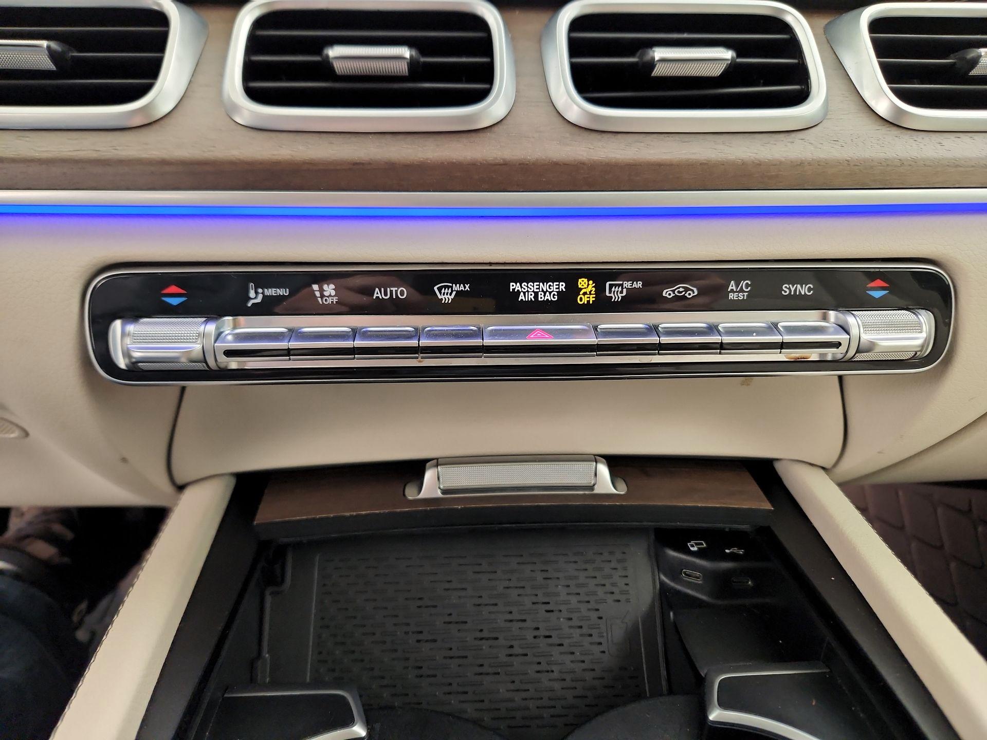 Thumbnail: 2022 Mercedes-Benz GLS - 17