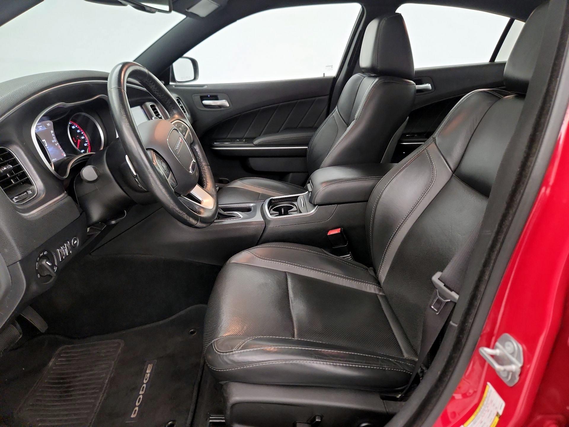 Thumbnail: 2016 Dodge Charger - 11