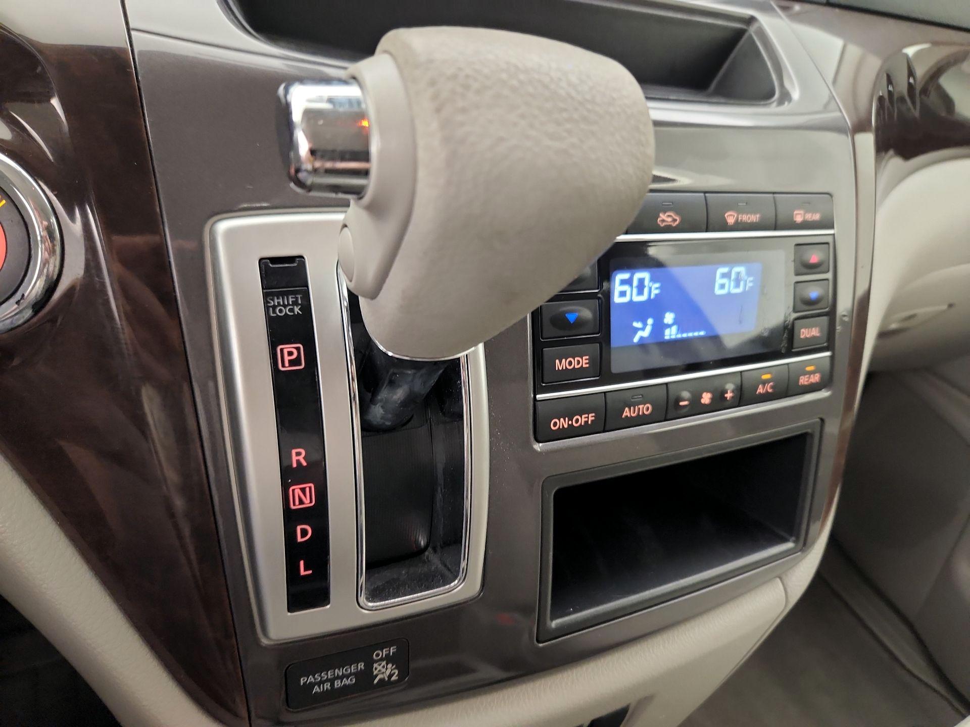 Thumbnail: 2016 Nissan Quest - 17