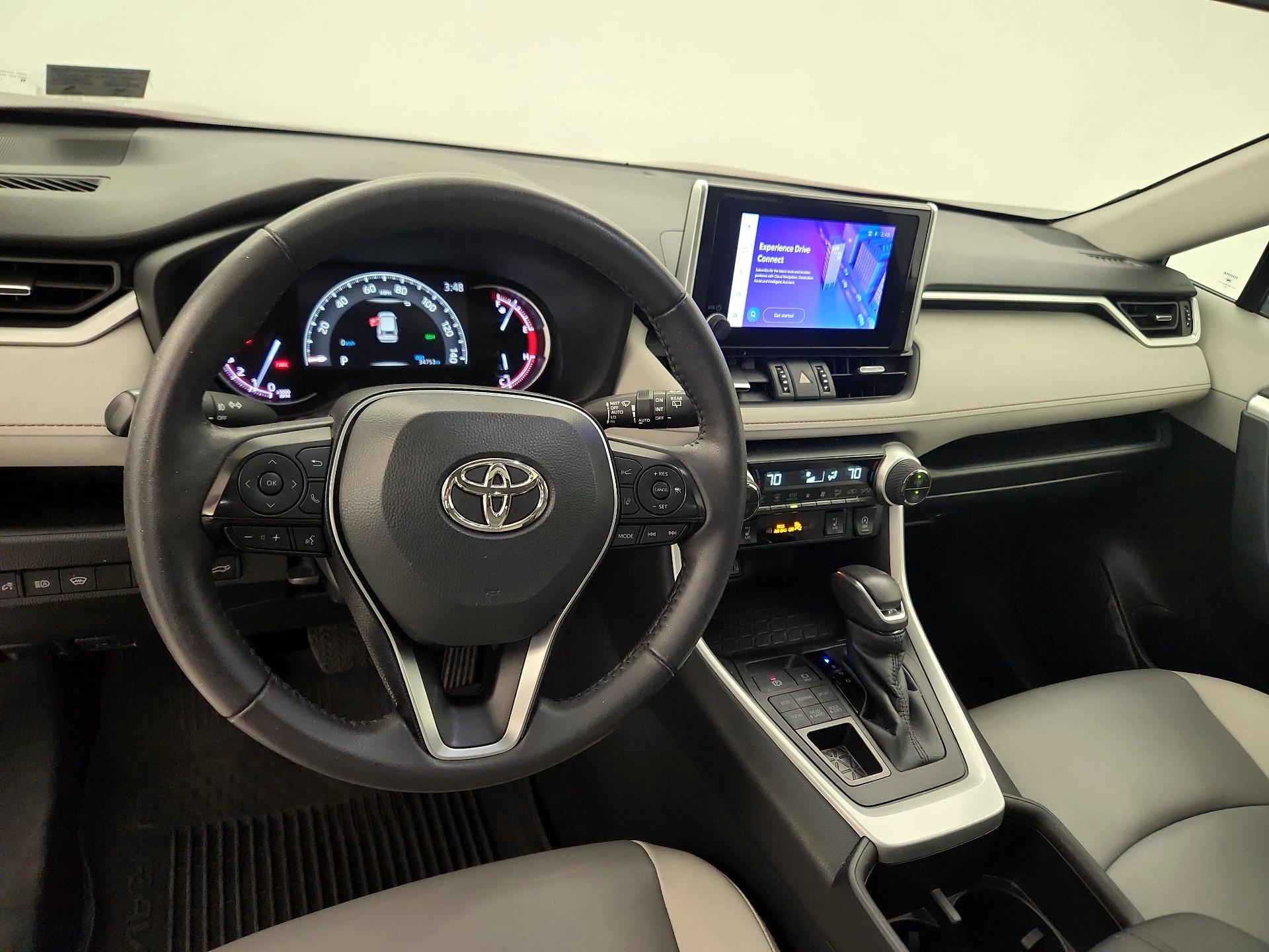 Thumbnail: 2023 Toyota RAV4 - 9