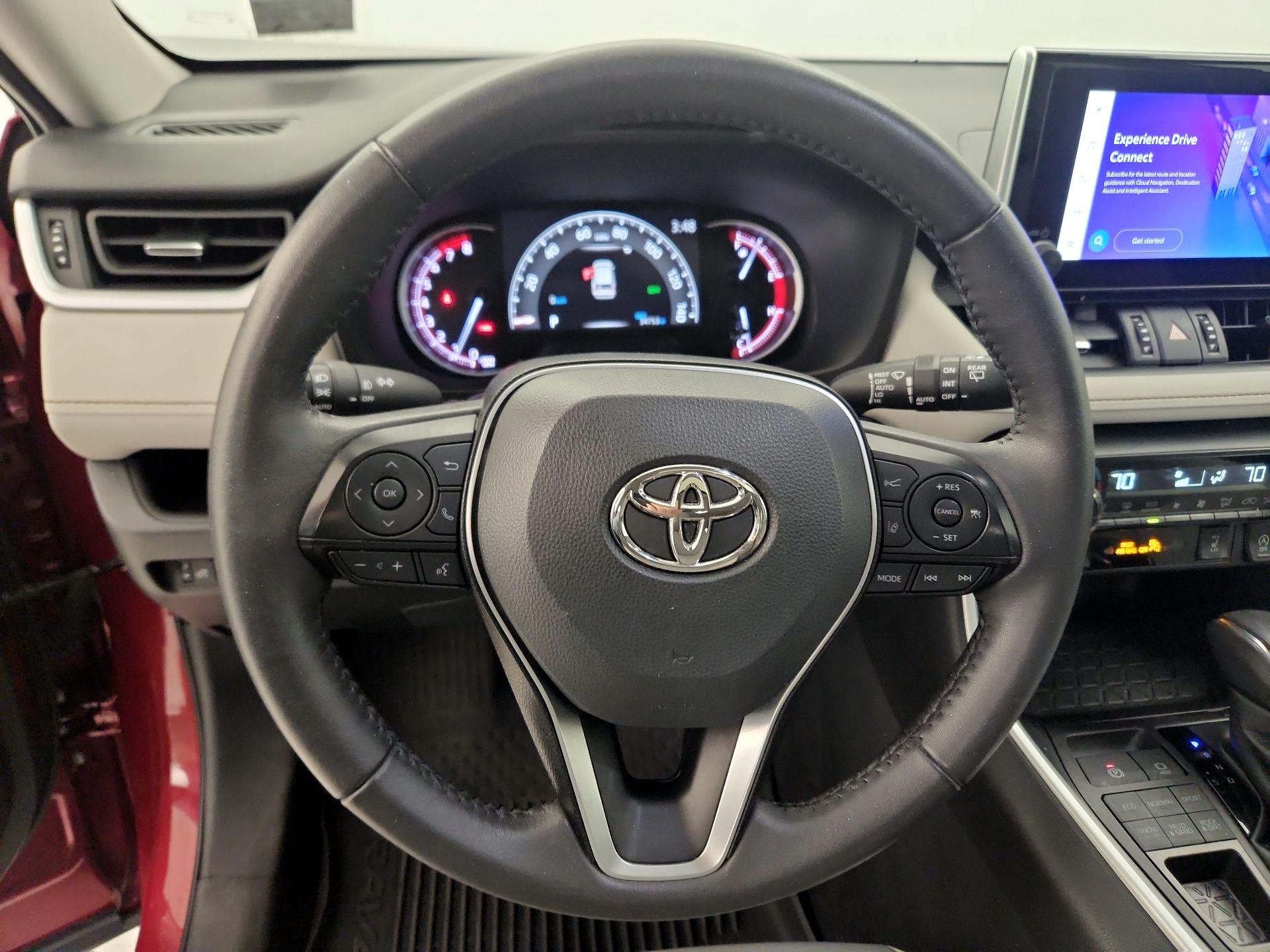 Thumbnail: 2023 Toyota RAV4 - 10