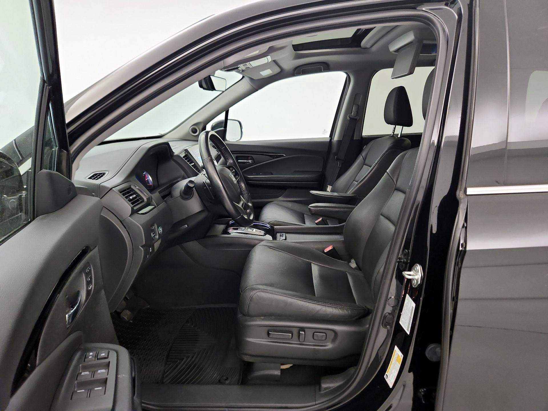 Thumbnail: 2021 Honda Pilot - 11