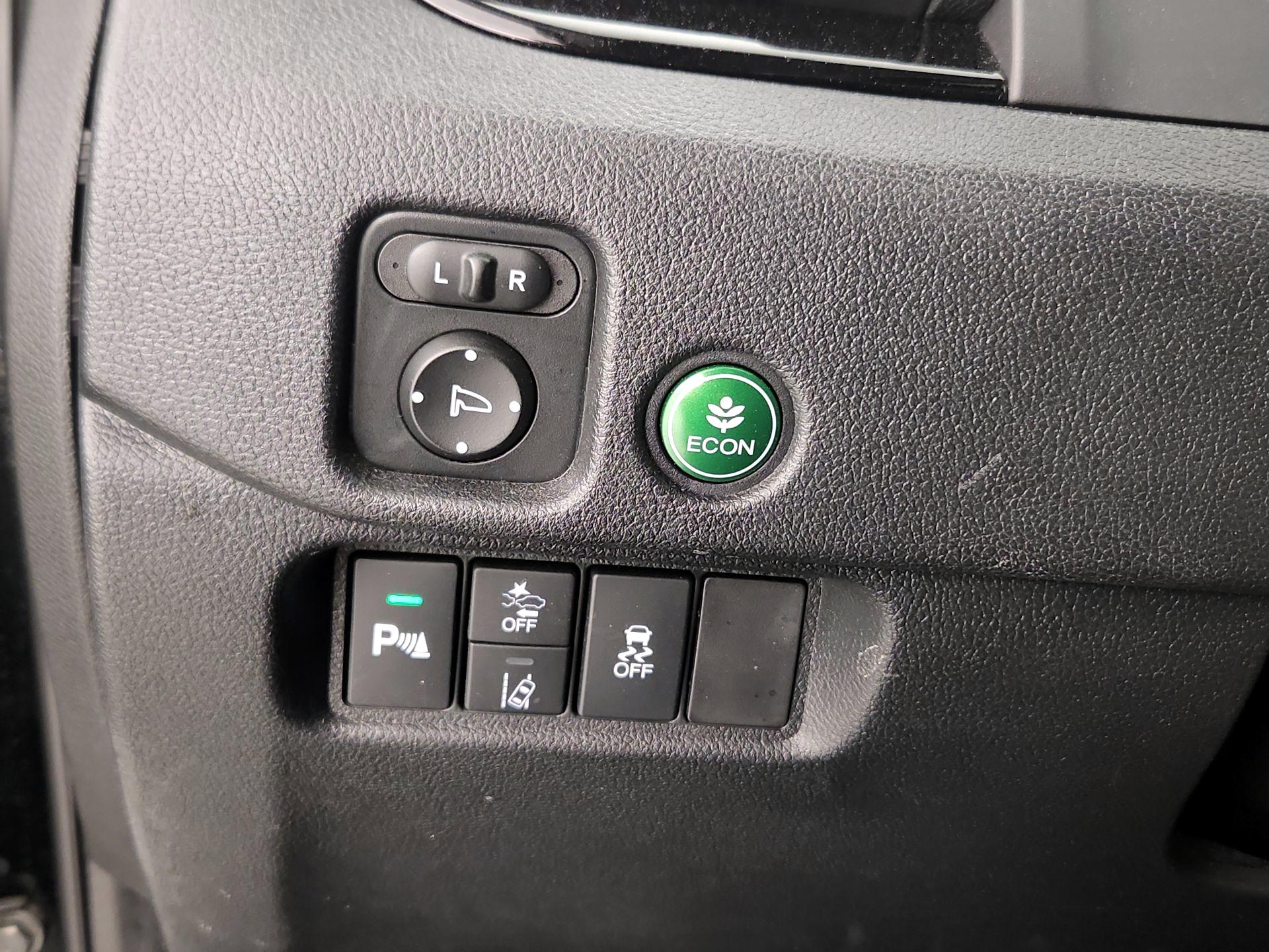 Thumbnail: 2021 Honda Pilot - 13