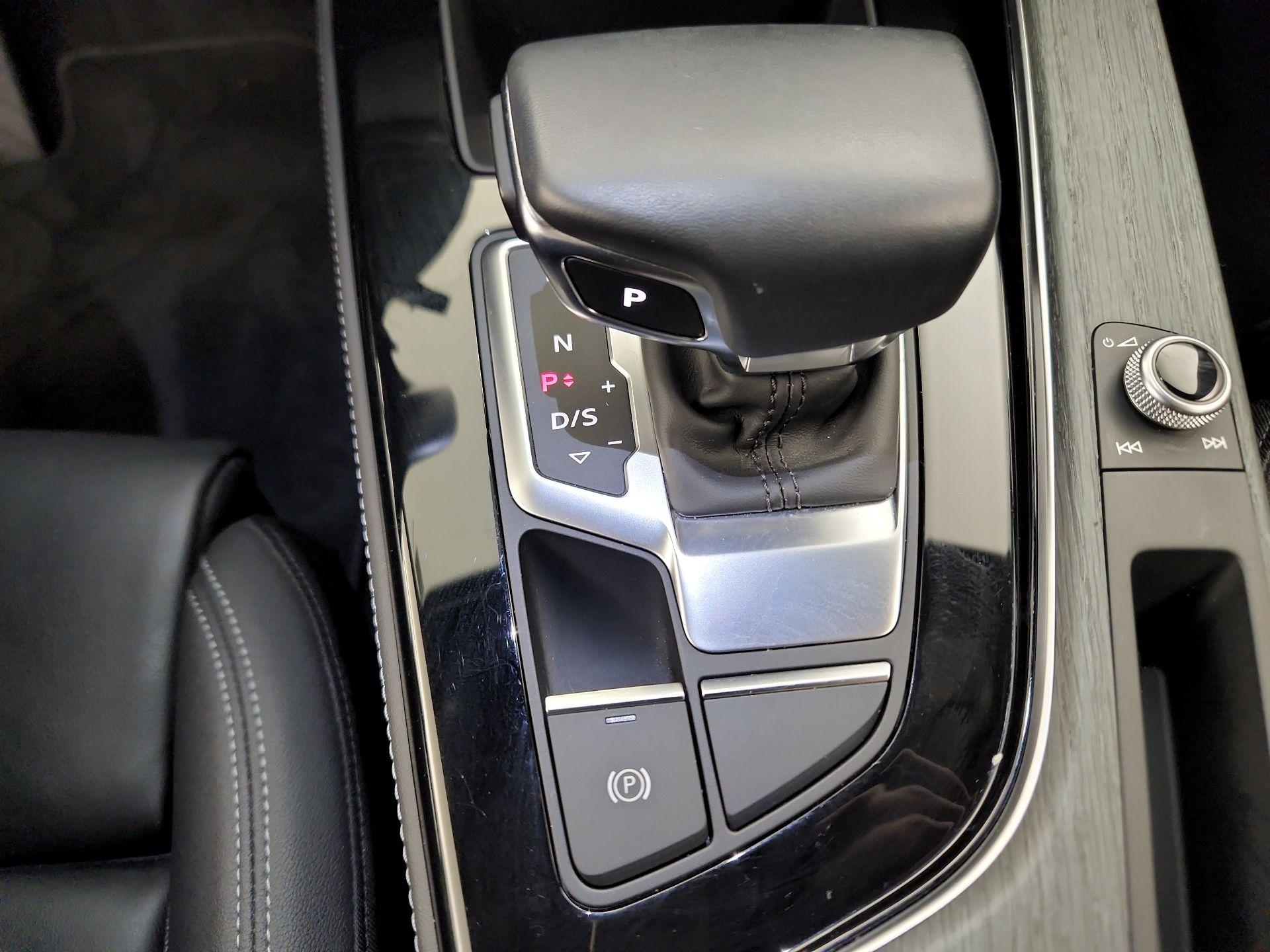 Thumbnail: 2022 Audi A4 - 17