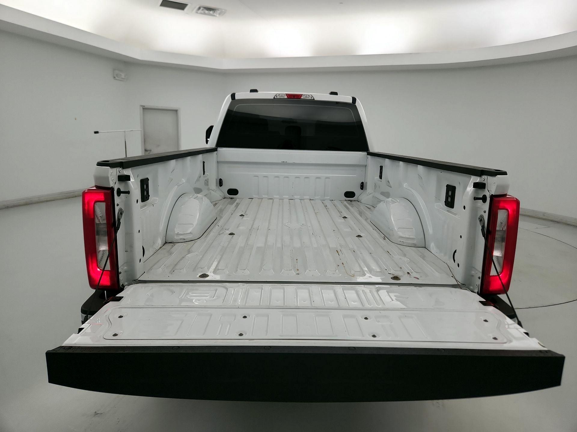 Thumbnail: 2024 Ford F-250 - 18