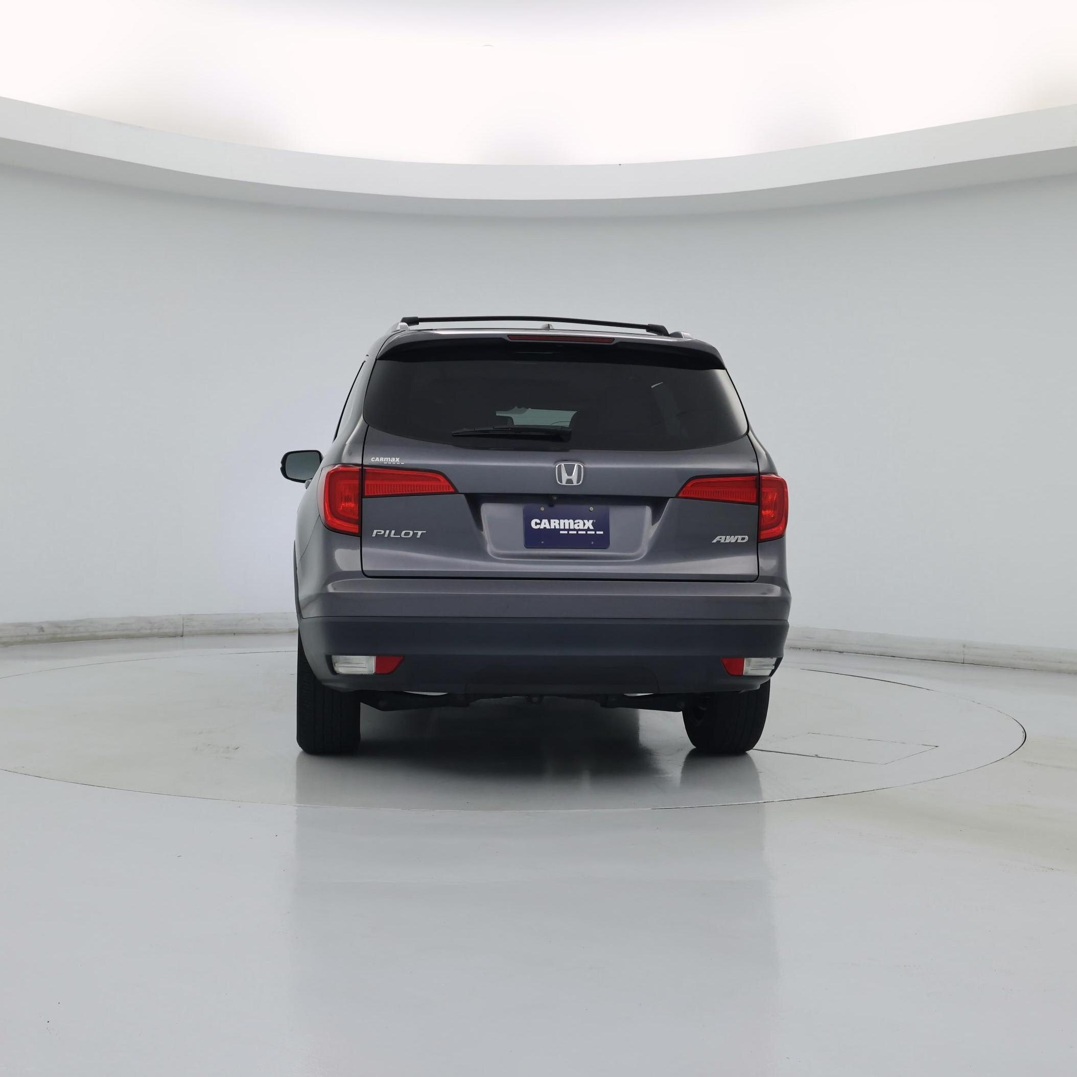 Thumbnail: 2017 Honda Pilot - 6