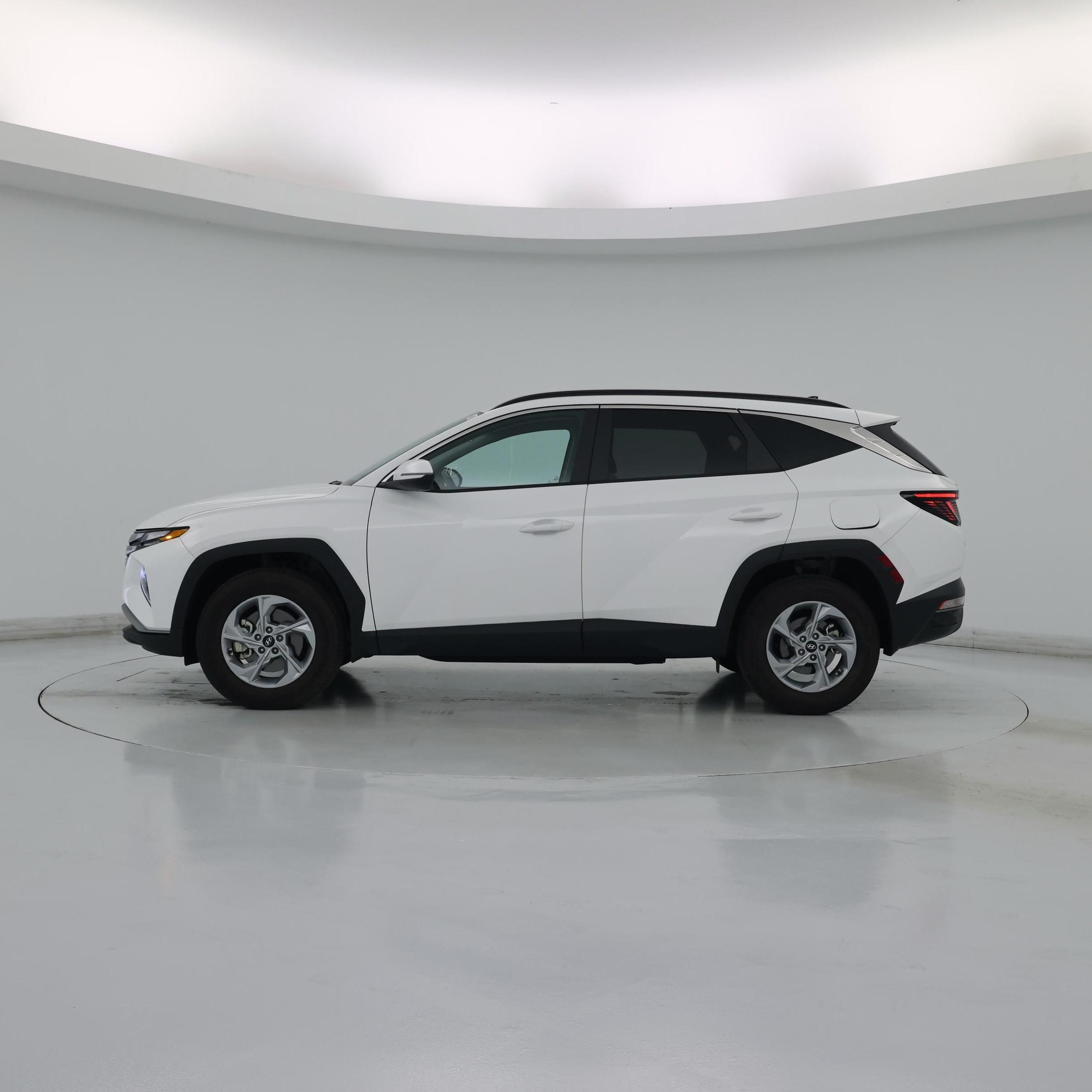 Thumbnail: 2023 Hyundai Tucson - 3