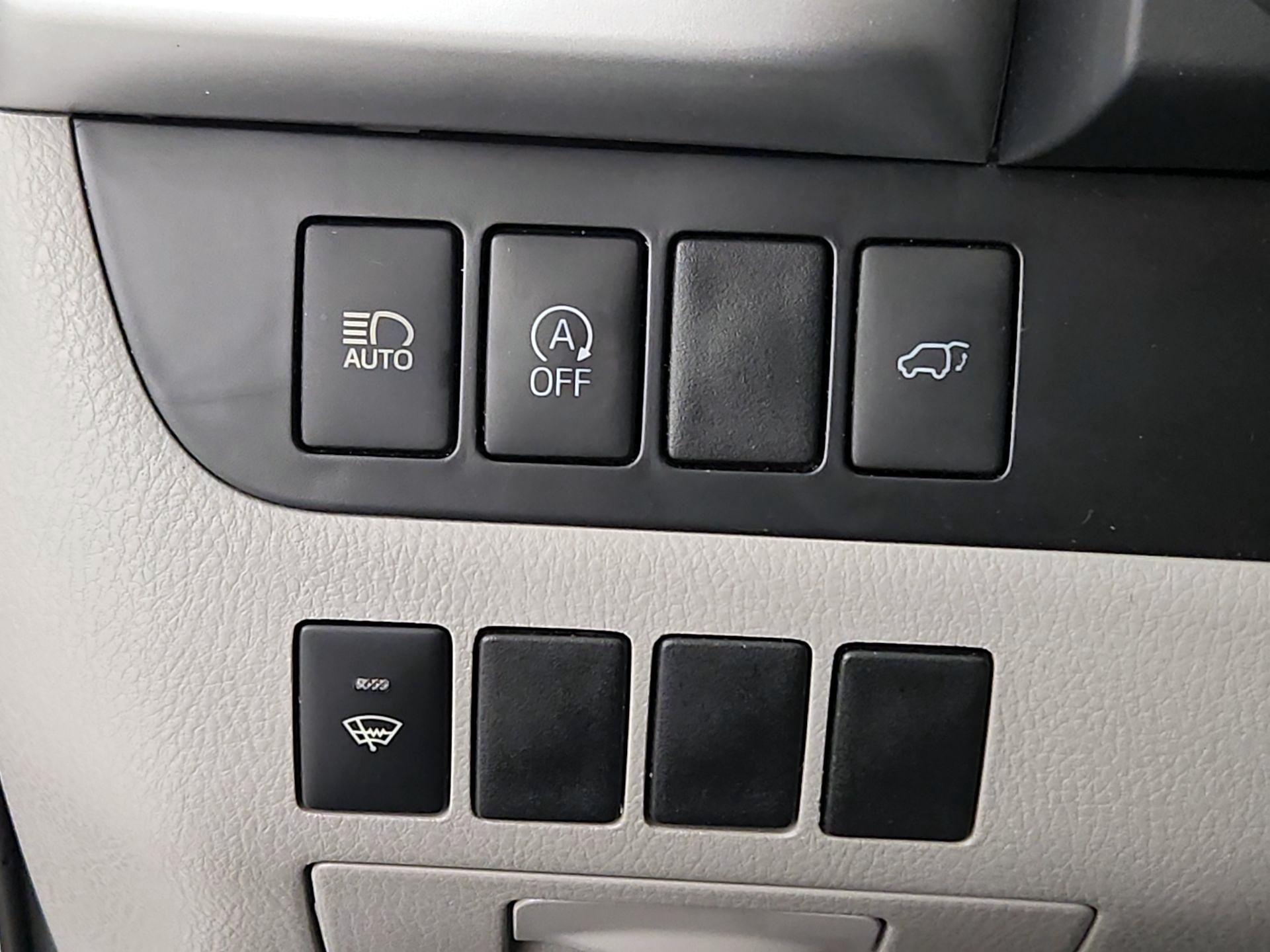Thumbnail: 2019 Toyota Highlander - 13