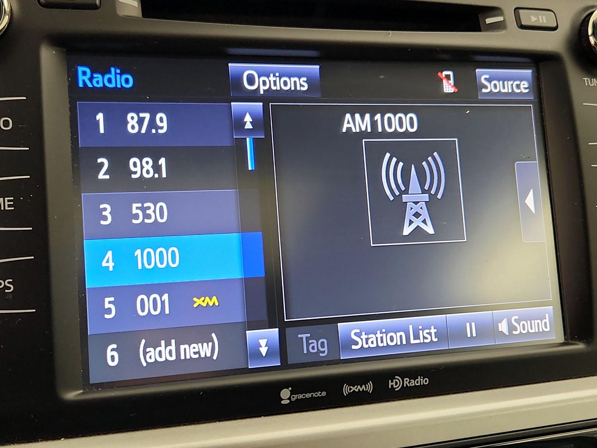 Thumbnail: 2019 Toyota Highlander - 16