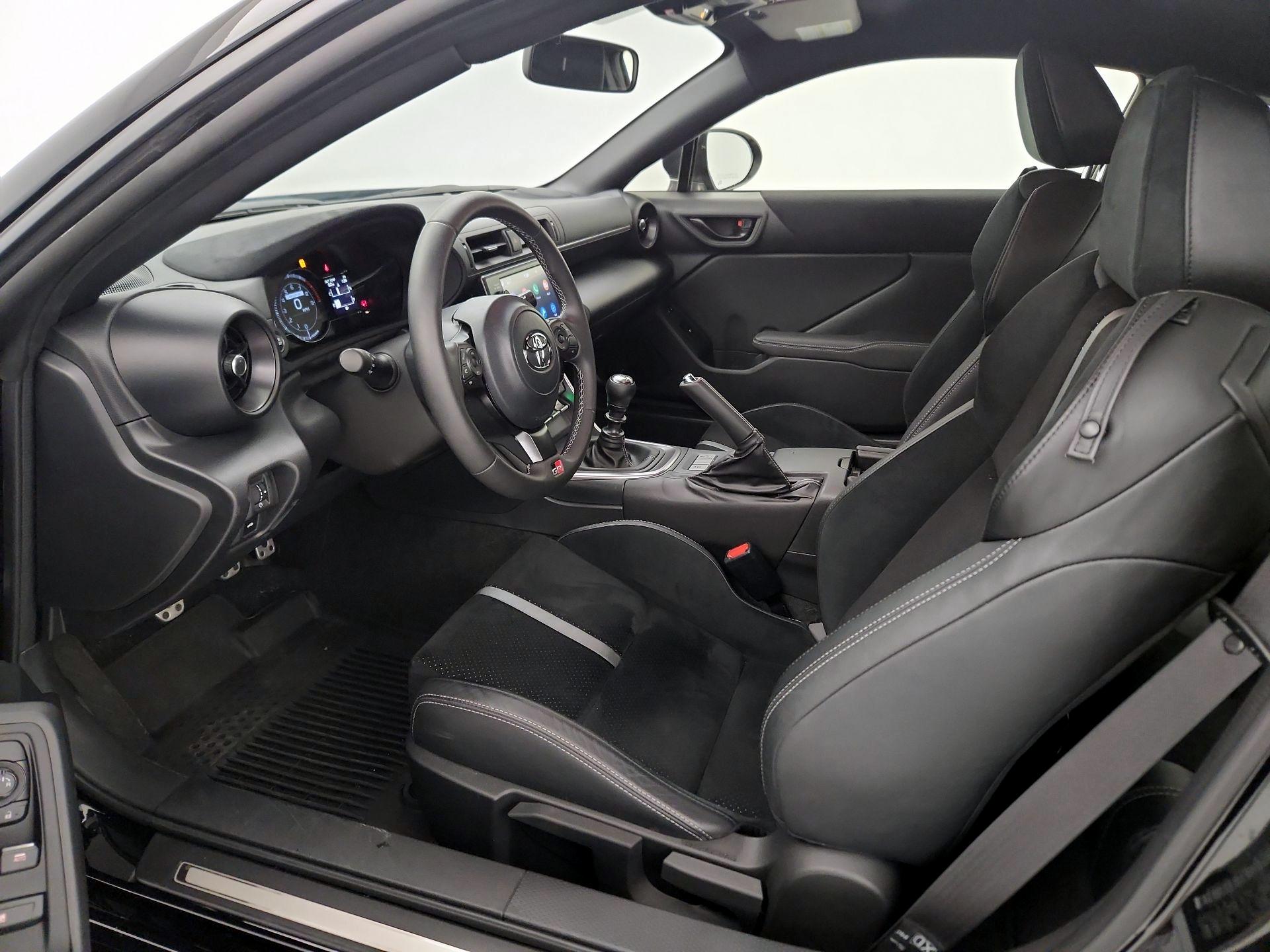 Thumbnail: 2023 Toyota GR86 - 11