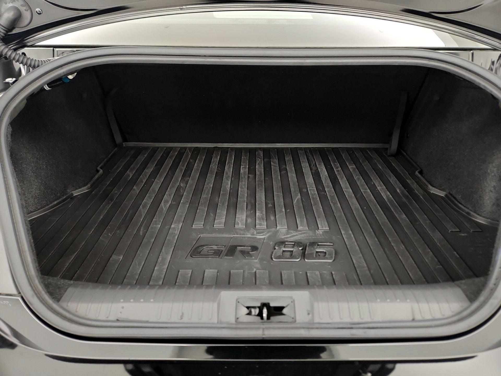 Thumbnail: 2023 Toyota GR86 - 20