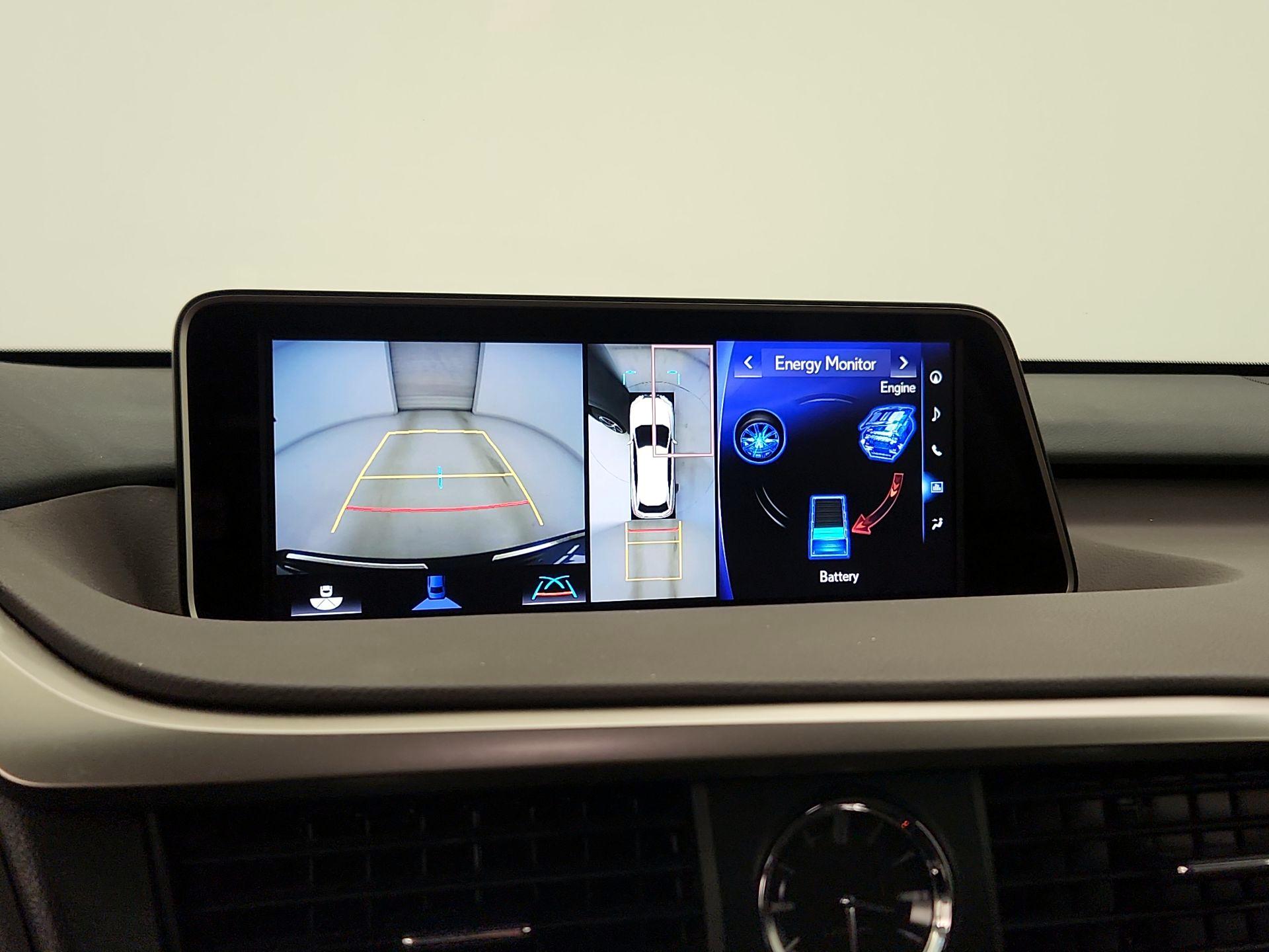 Thumbnail: 2018 Lexus RX - 14