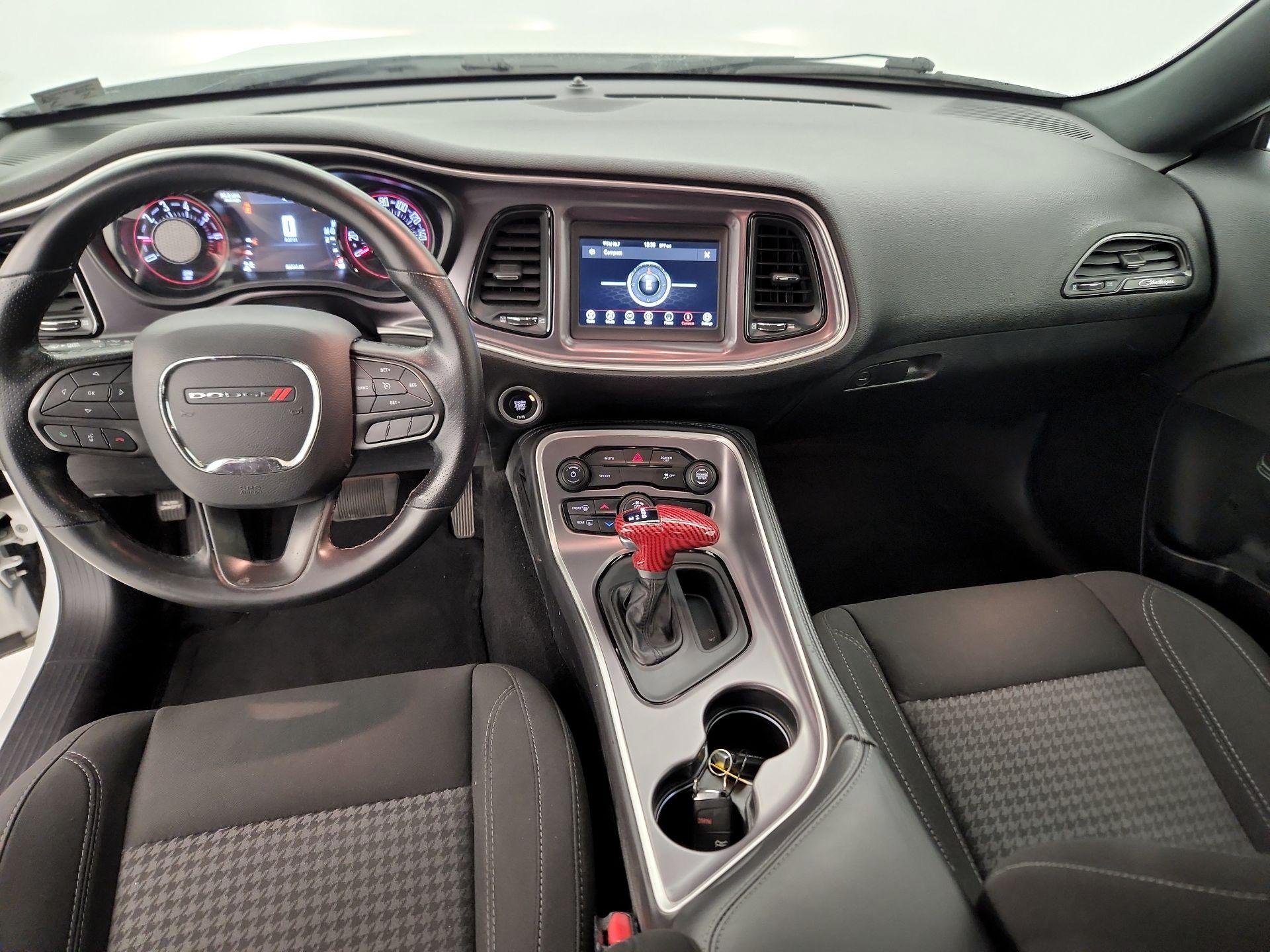 Thumbnail: 2020 Dodge Challenger - 9