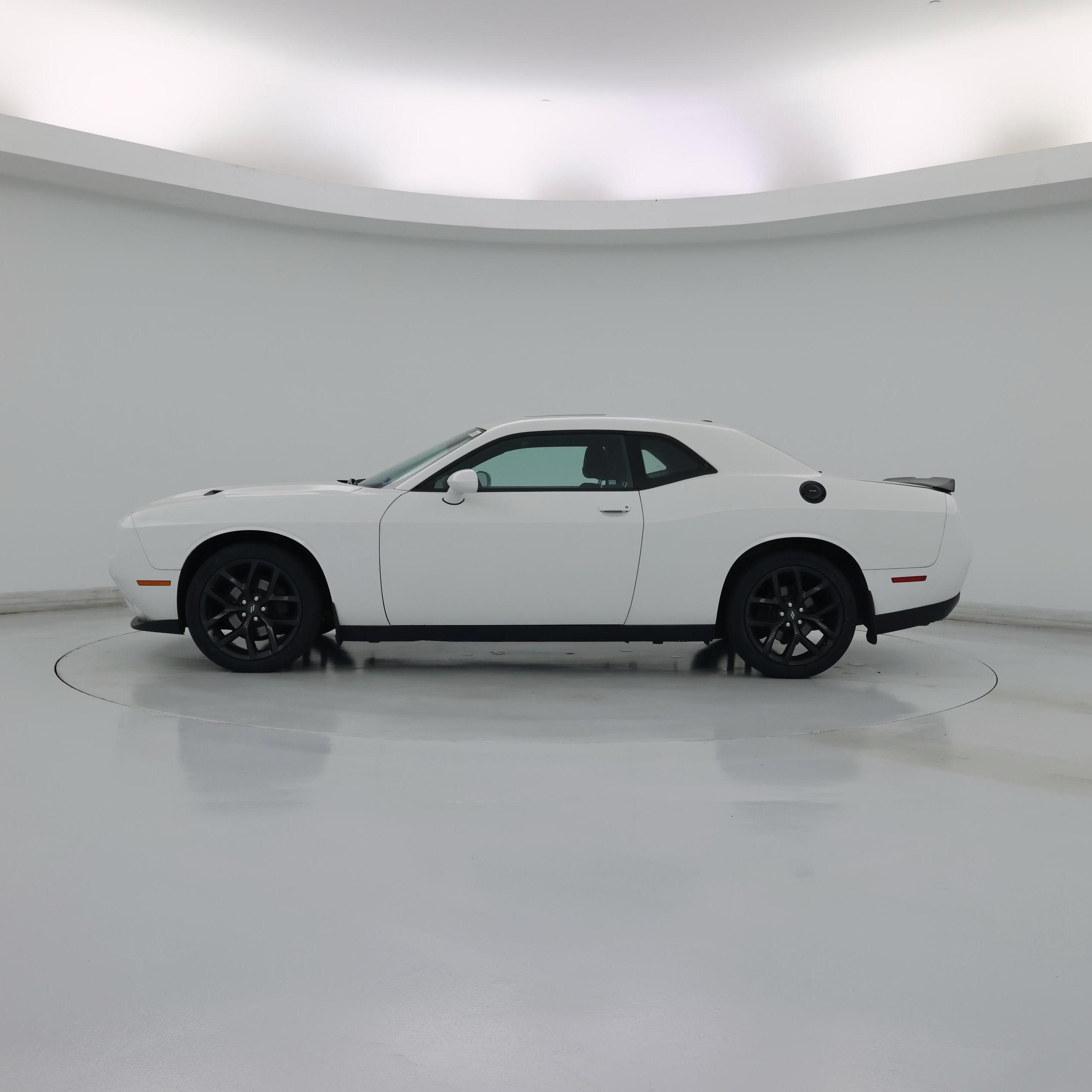 Thumbnail: 2020 Dodge Challenger - 3